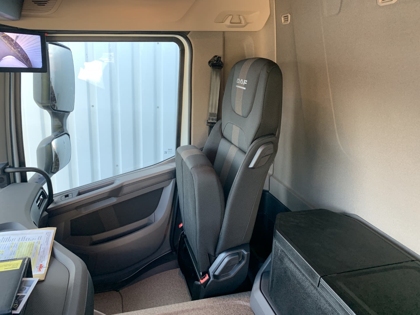 DAF XD 450 FAN 6X2 N 57