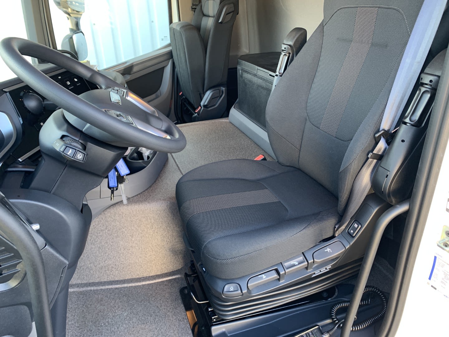 DAF XD 450 FAN 6X2 N 56