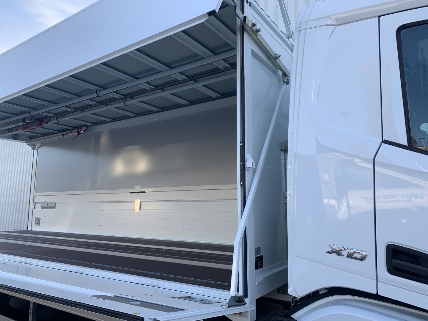 DAF XD 450 FAN 6X2 N 10