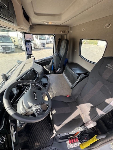 DAF XD 450 FAN 6X2 N 5