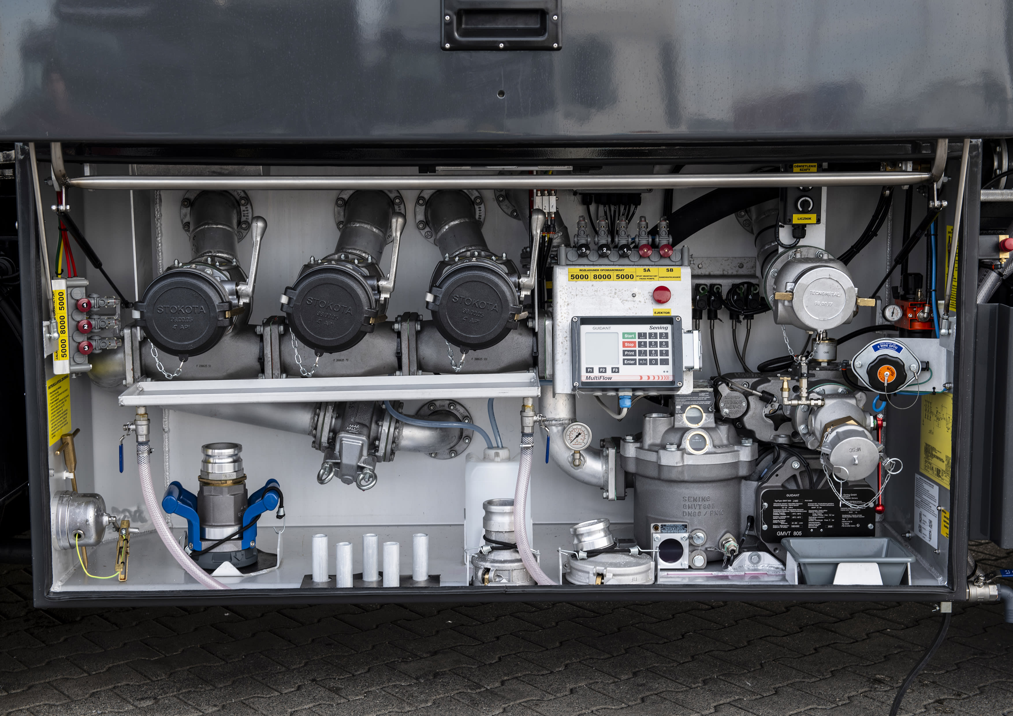 DAF XD 450 FAN 6X2 N 9