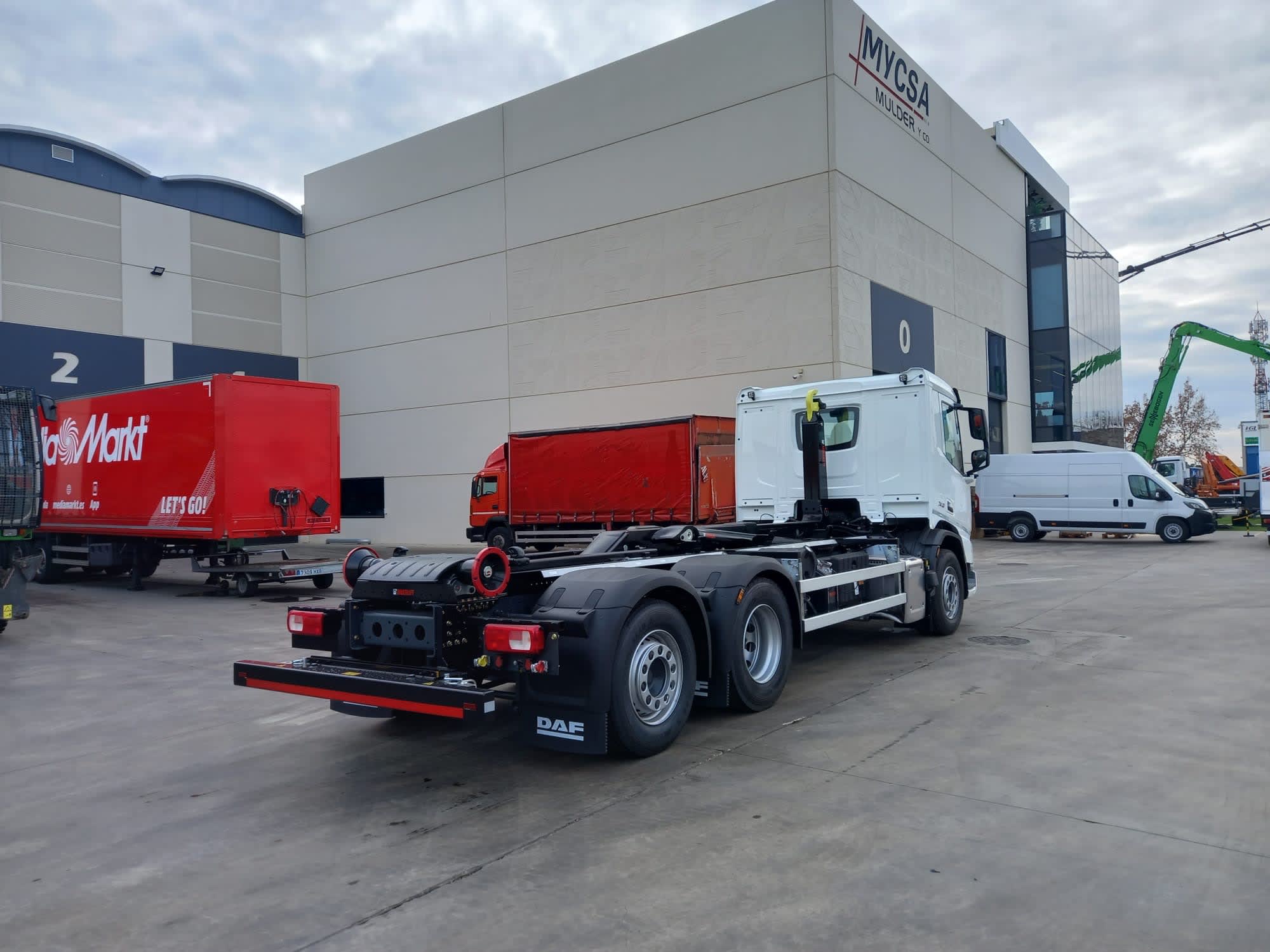 DAF XD 450 FAN 6X2 N 5