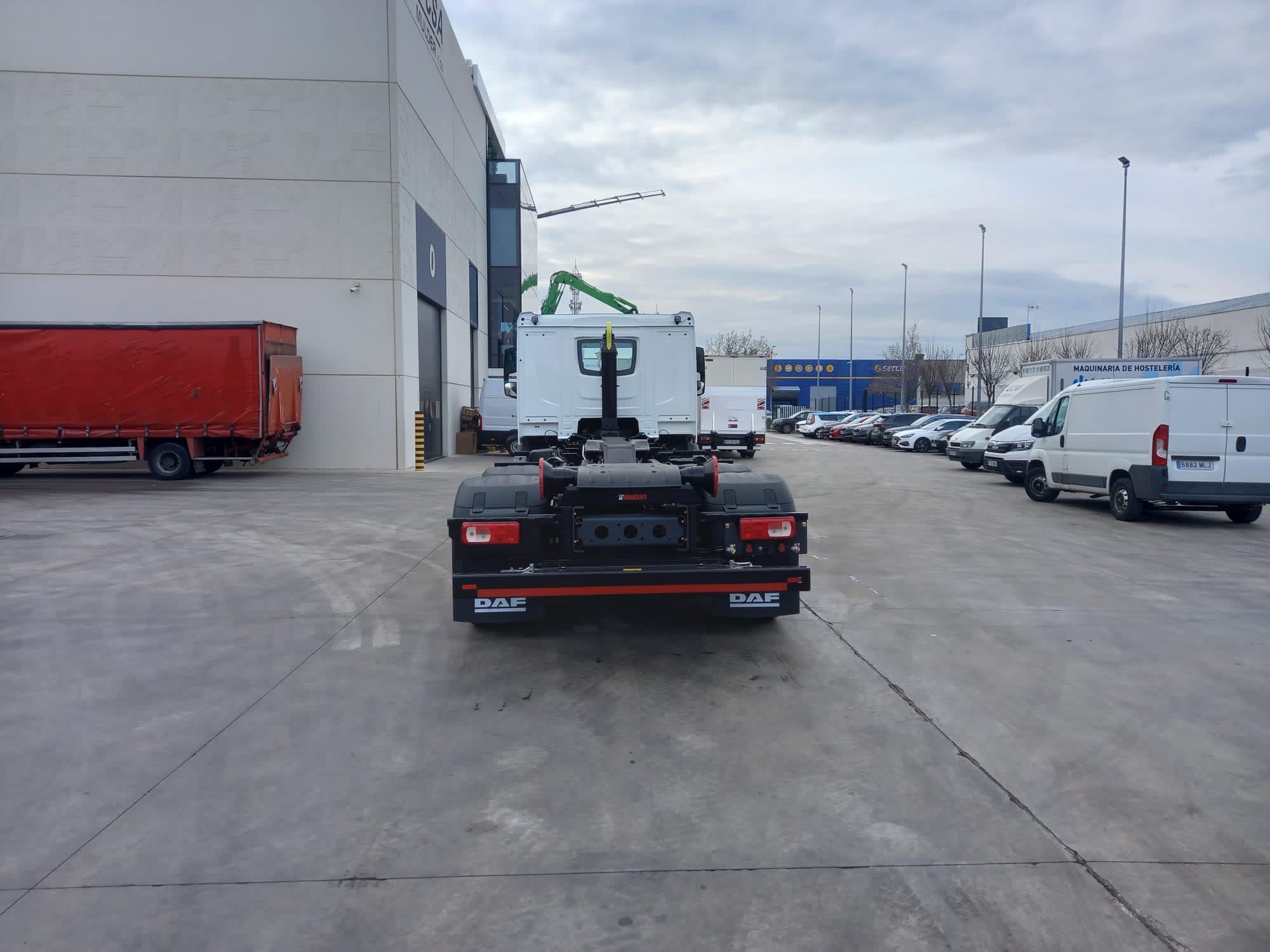 DAF XD 450 FAN 6X2 N 4