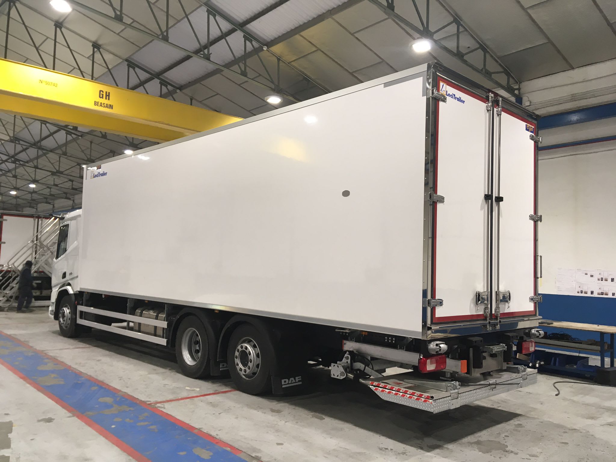 DAF XD 450 FAN 6X2 N 0