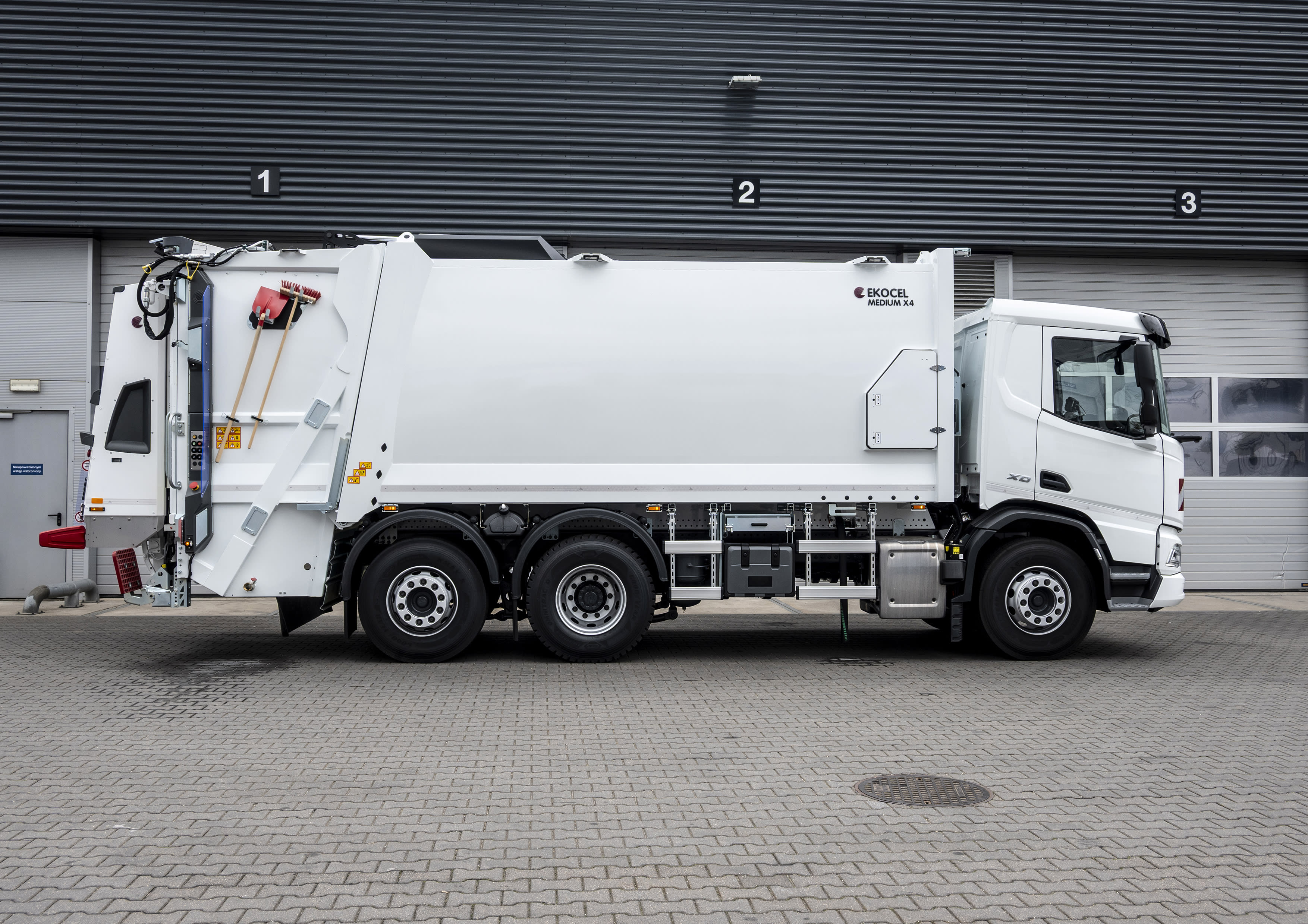 DAF XD 340 FAN 6X2 N 5