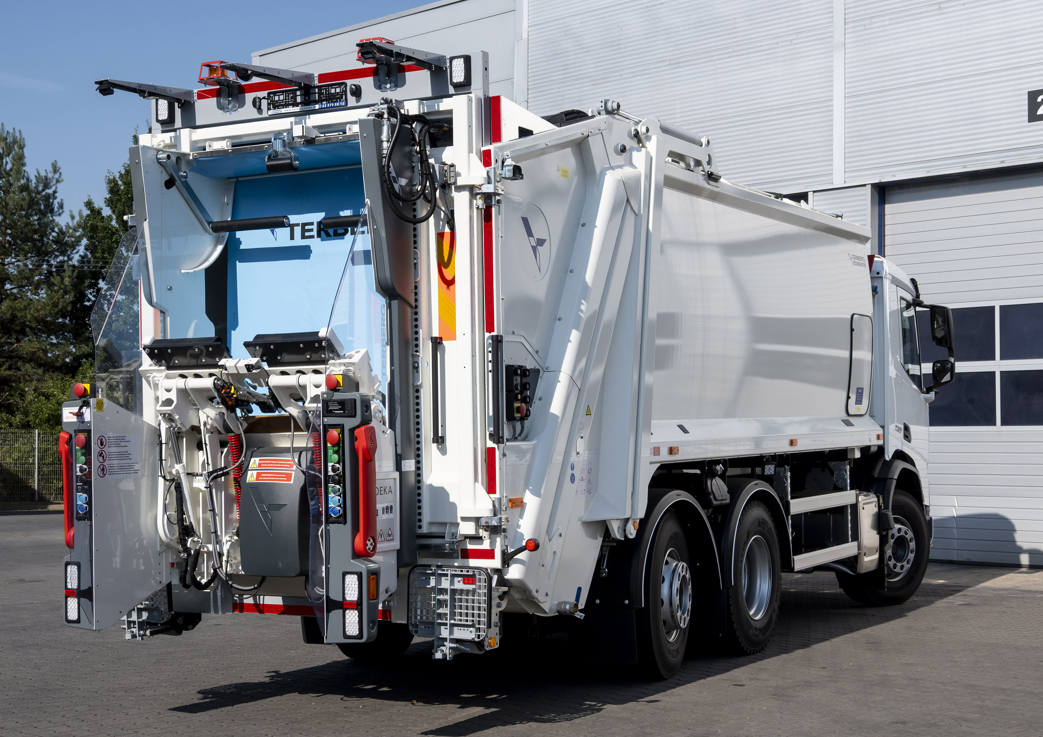 DAF XD 340 FAN 6X2 N 0