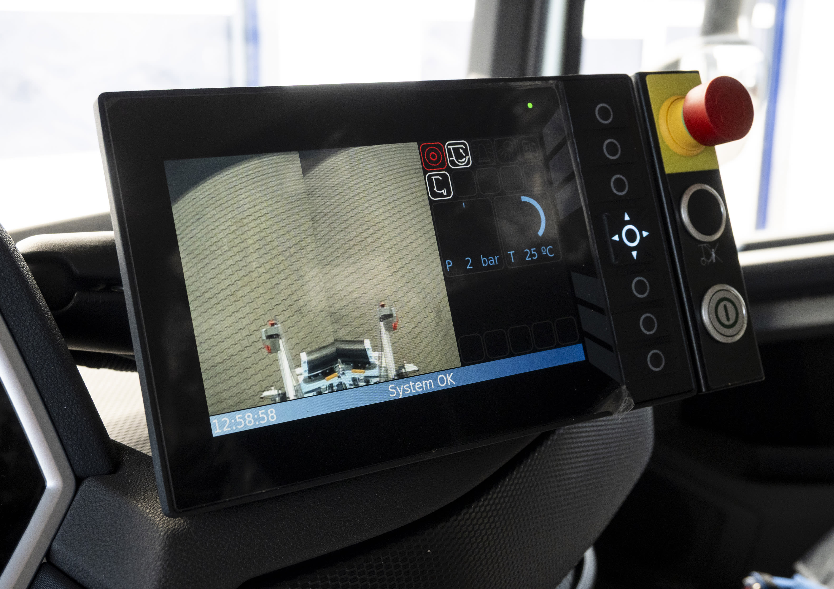 DAF XD 340 FAN 6X2 N 8