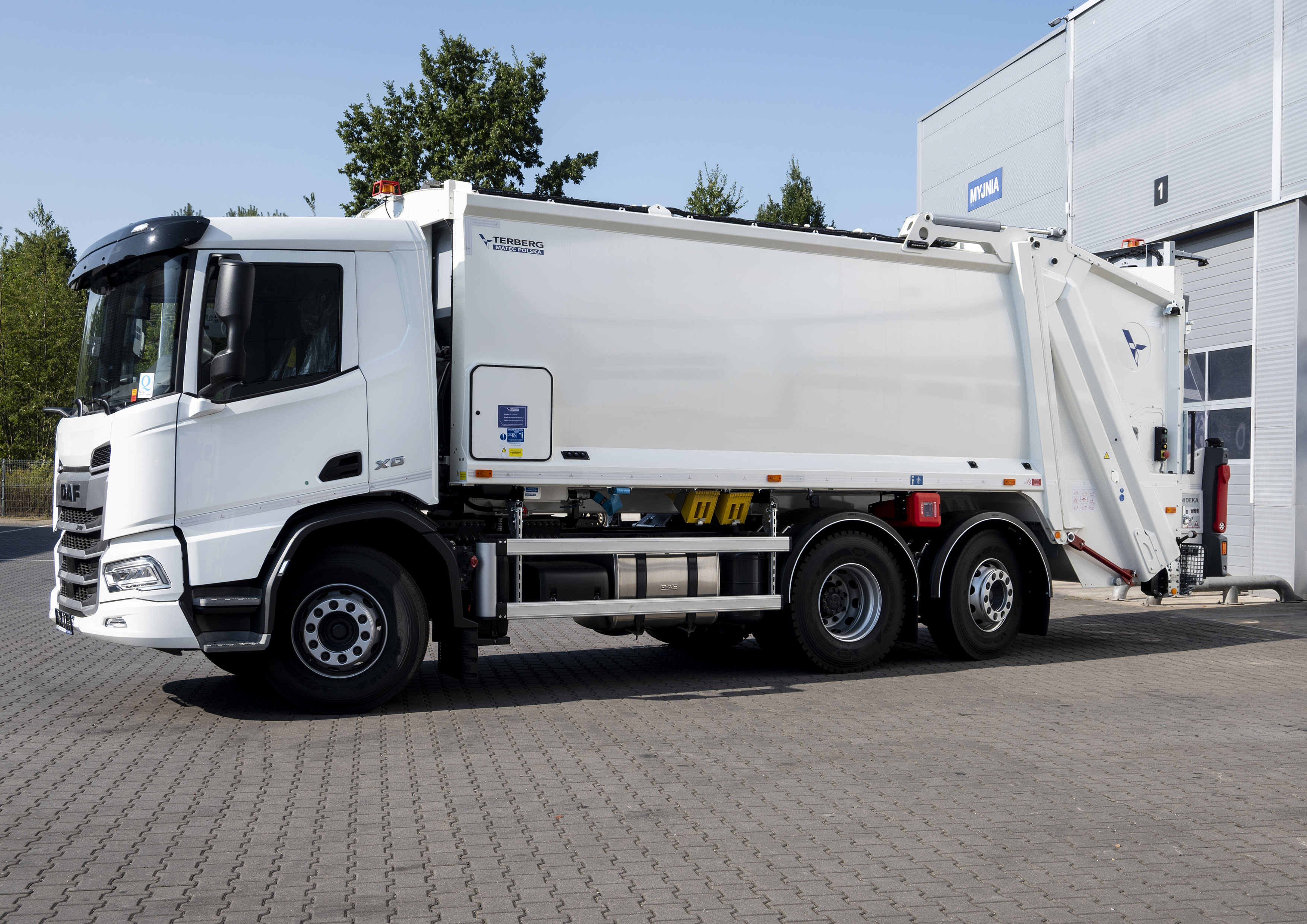 DAF XD 340 FAN 6X2 N 6