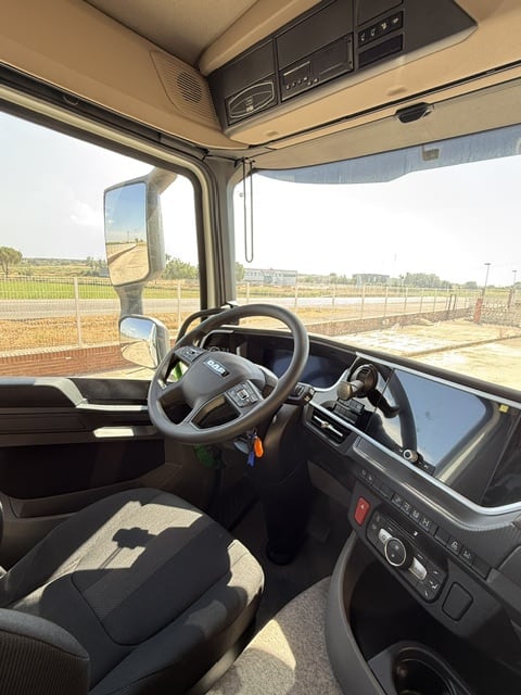 DAF XD 450 FAN 6X2 N 6
