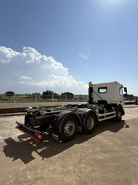 DAF XD 450 FAN 6X2 N 0