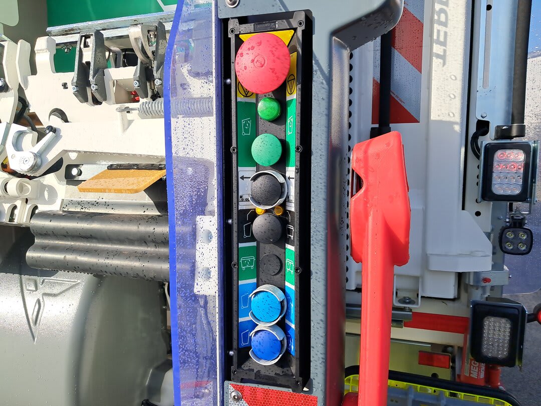 DAF XD 340 FAN 6X2 N 11