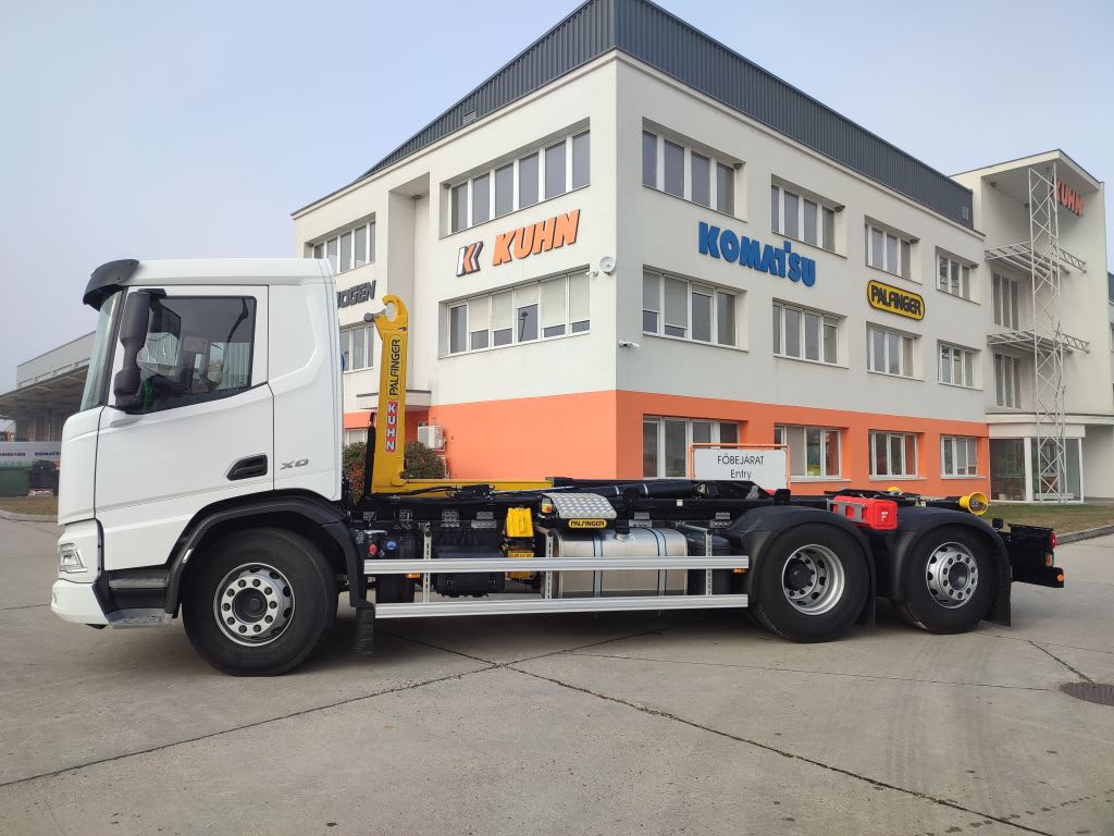DAF XD 450 FAN 6X2 N 9