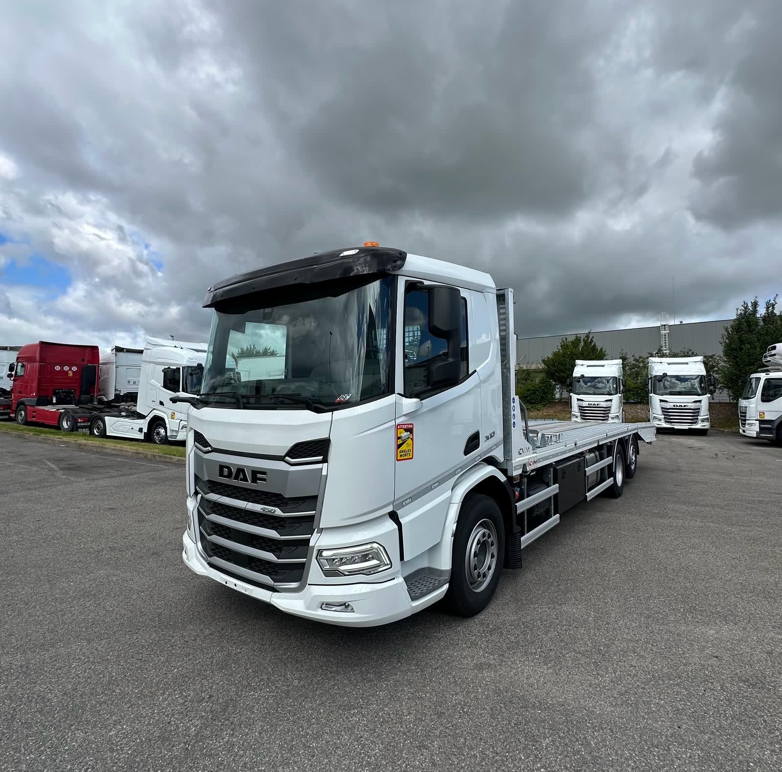 DAF XD 450 FAN 6X2 N 0