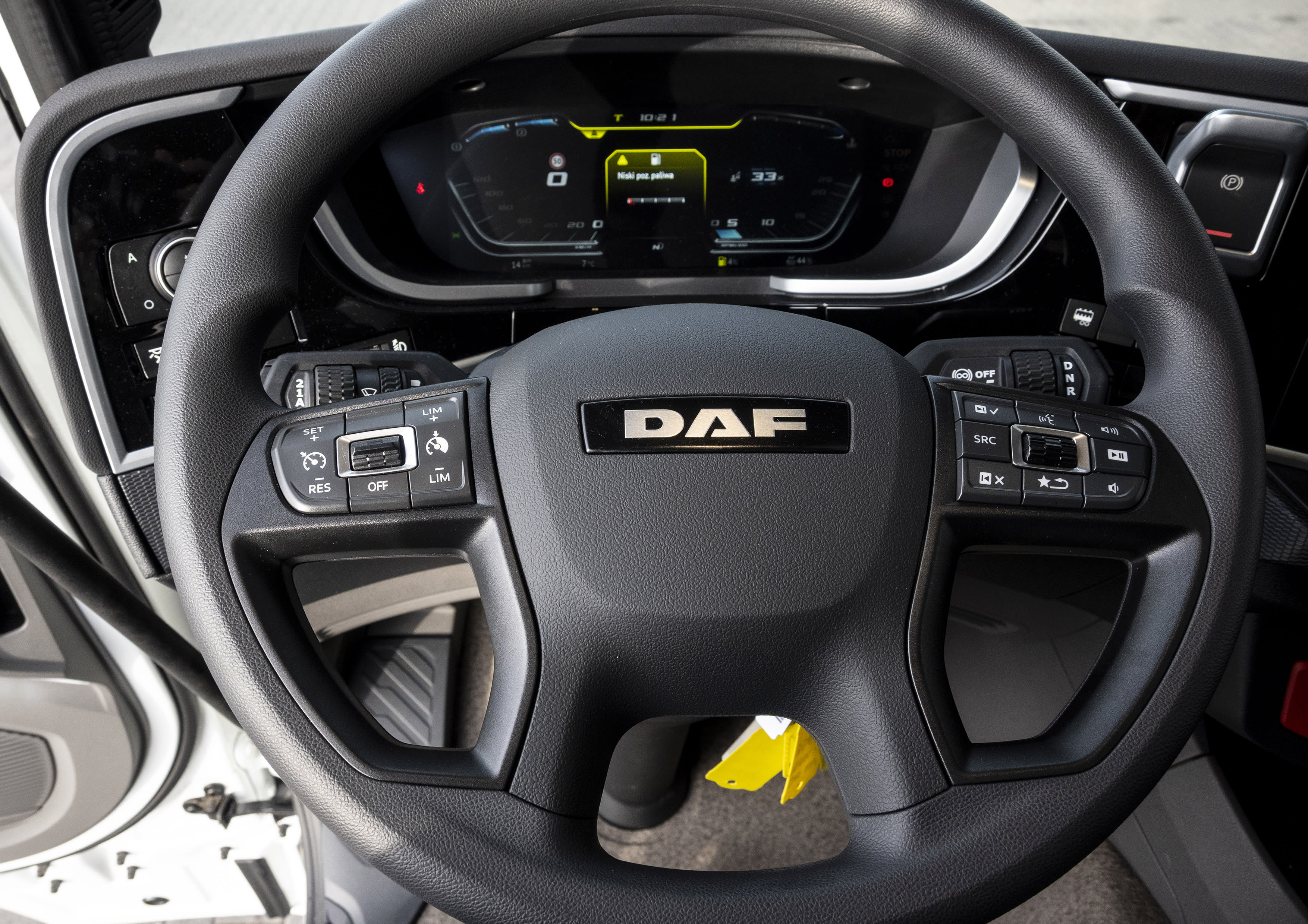 DAF XD 450 FAN 6X2 N 13