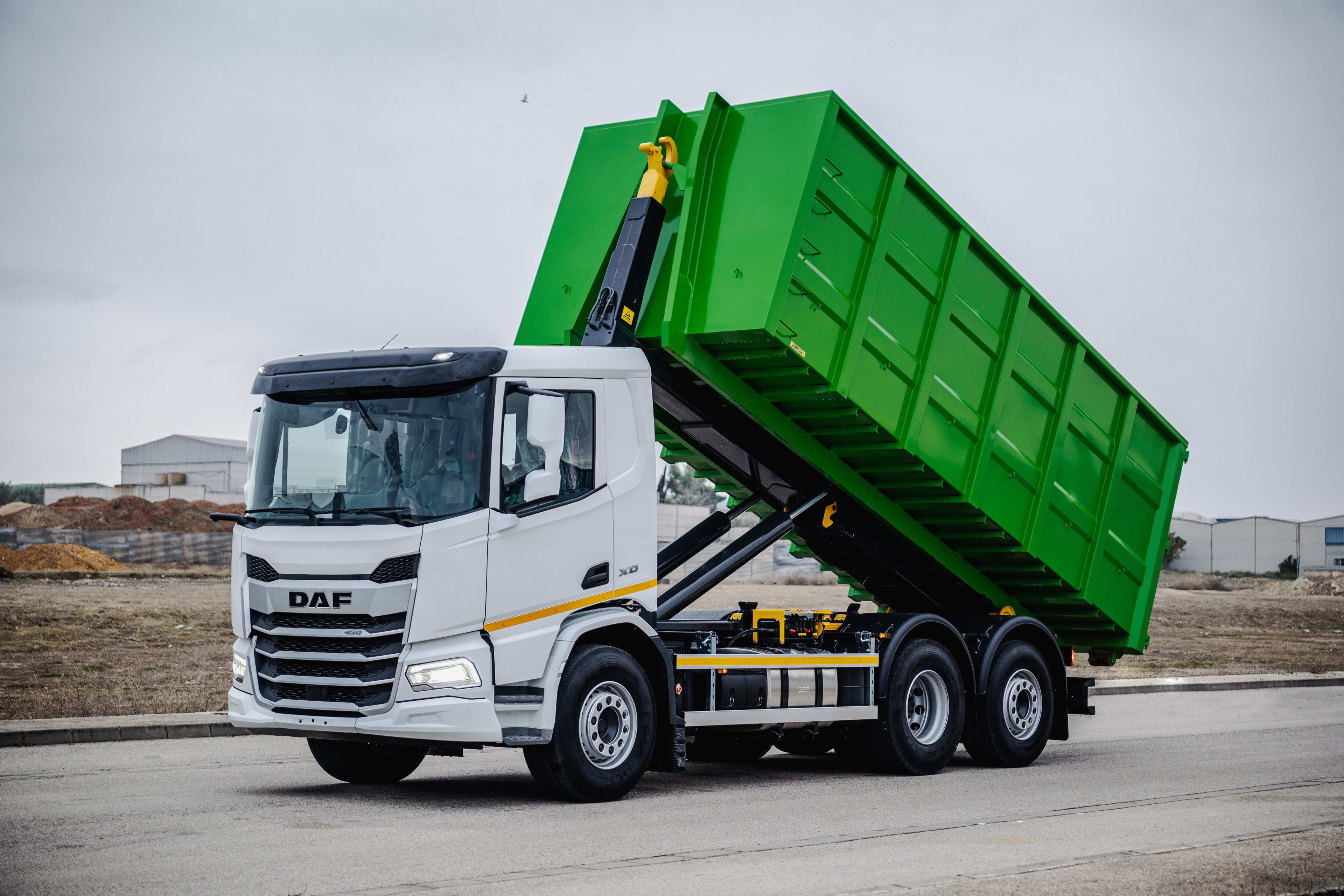 DAF XD 450 FAN 6X2 N 4