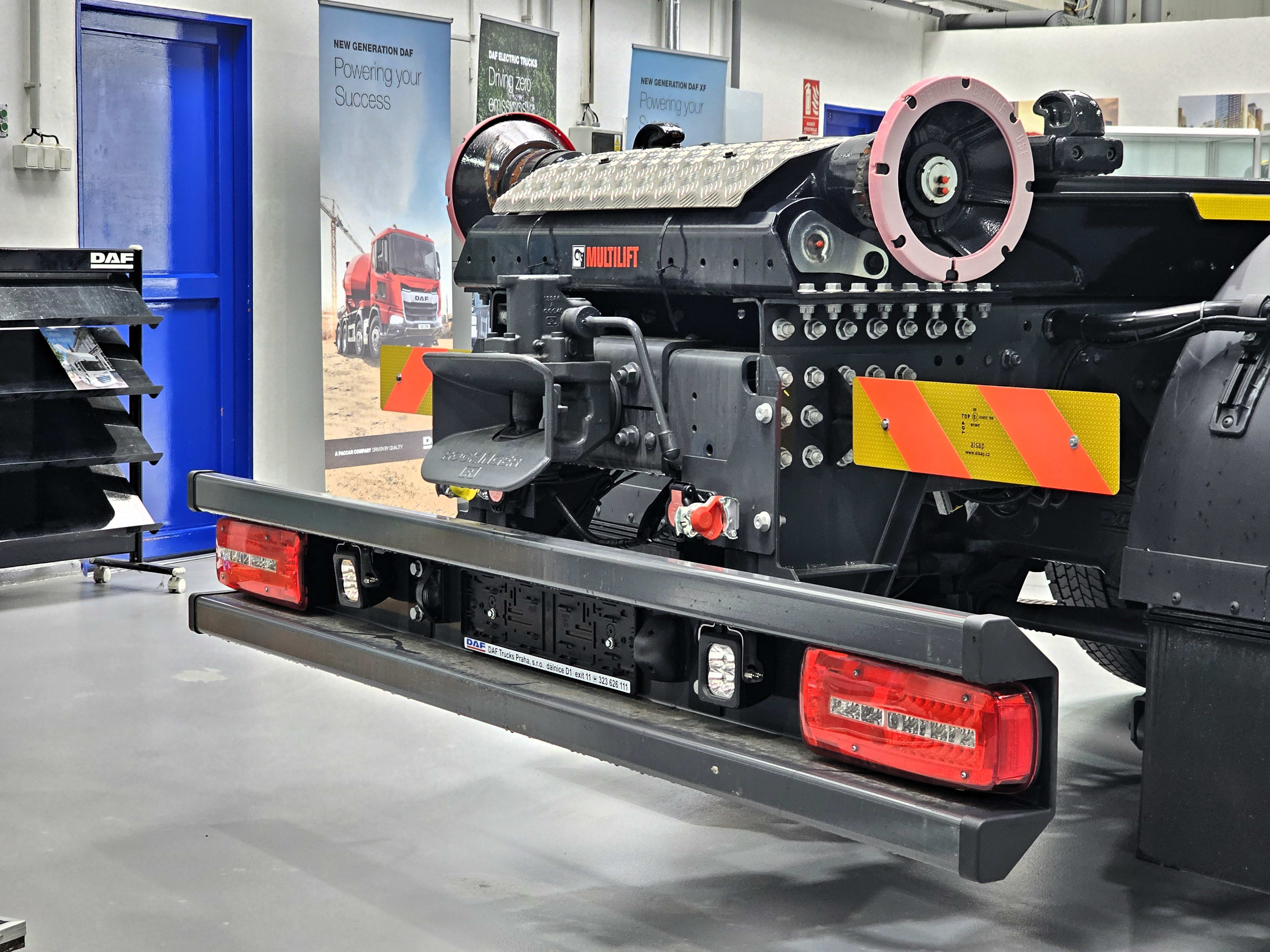 DAF XF 480 FAN 6X2 N 4