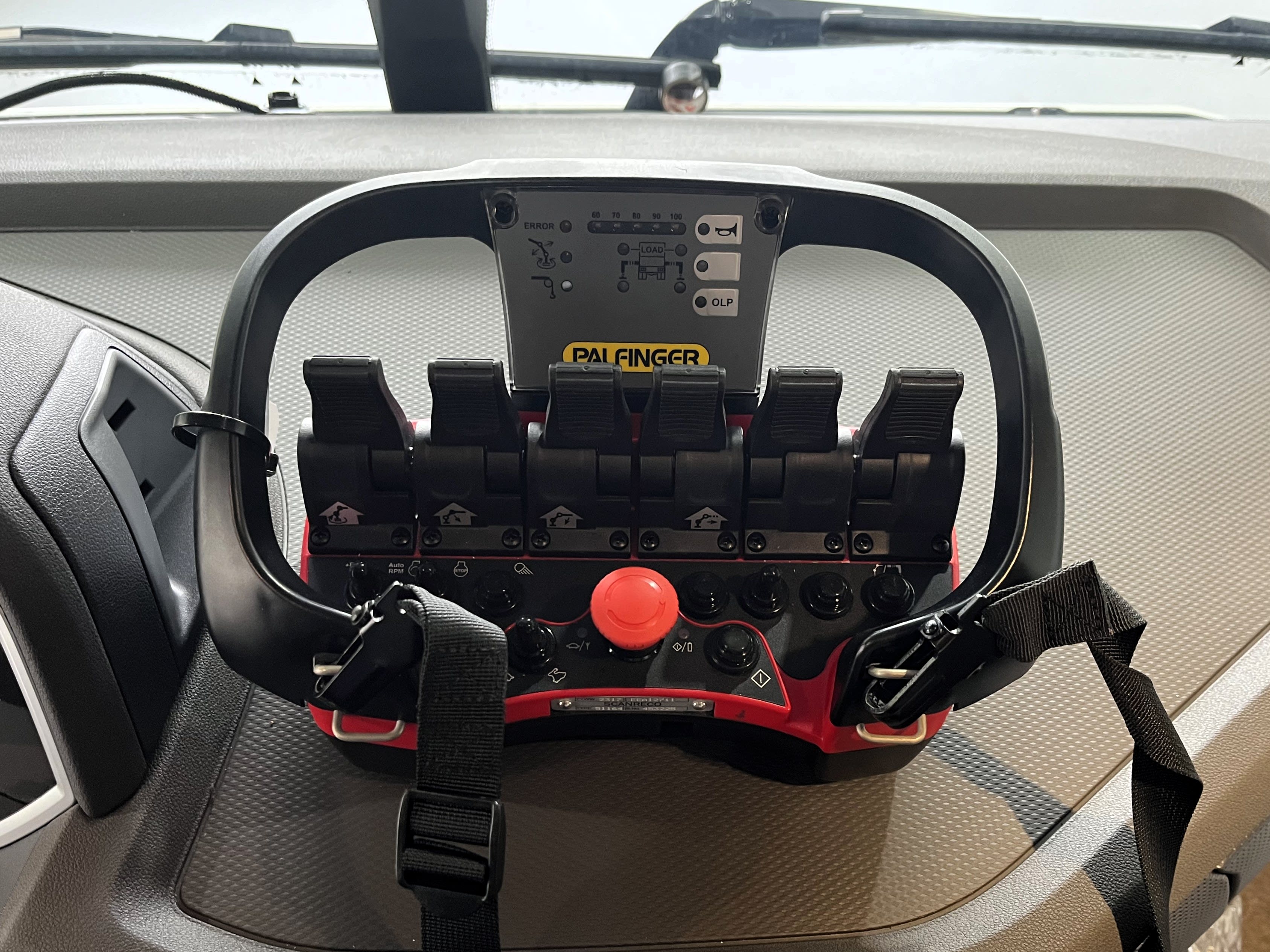 DAF XF 480 FAR 6X2 R 4