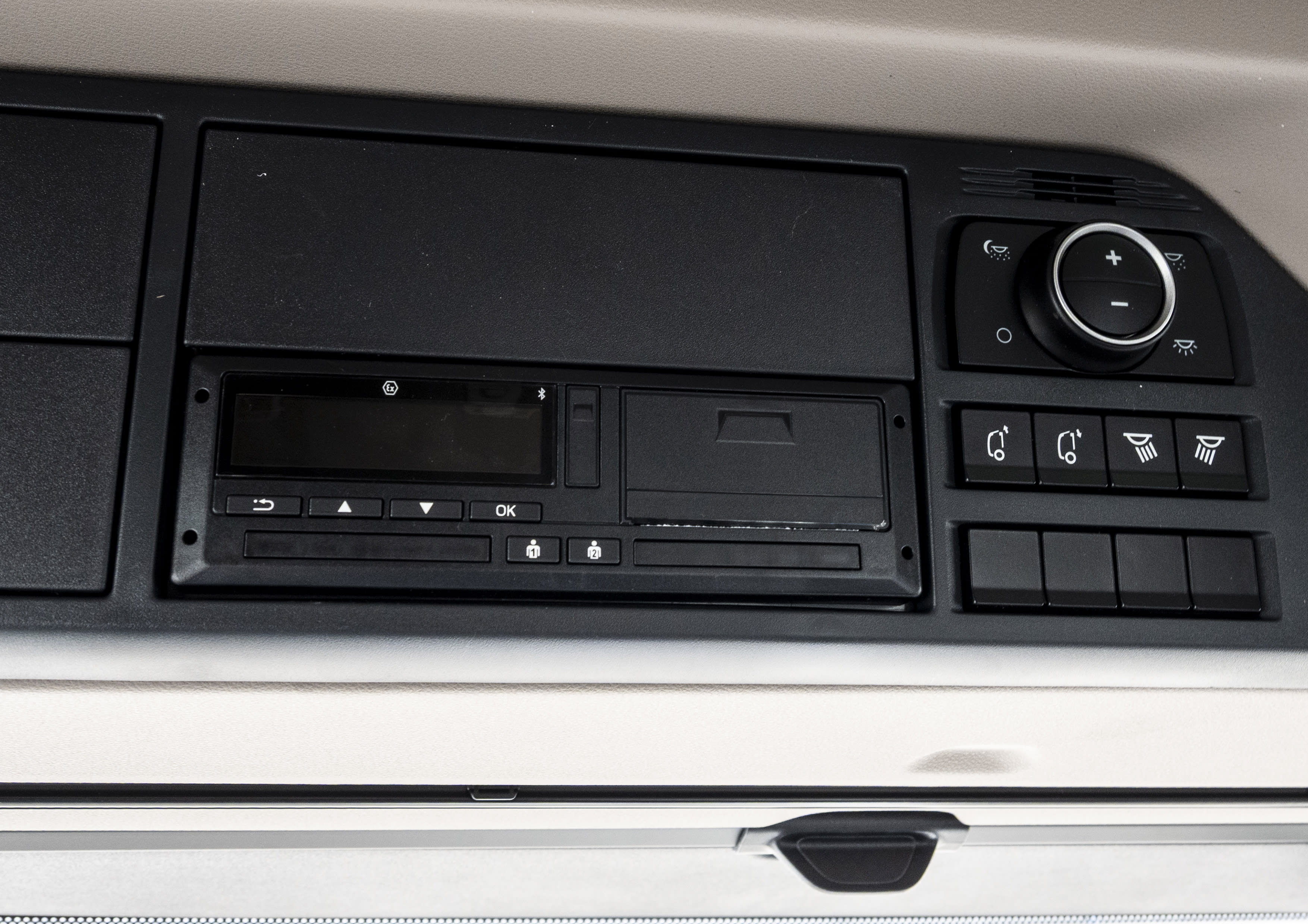 DAF XF 480 FAN 6X2 N 18