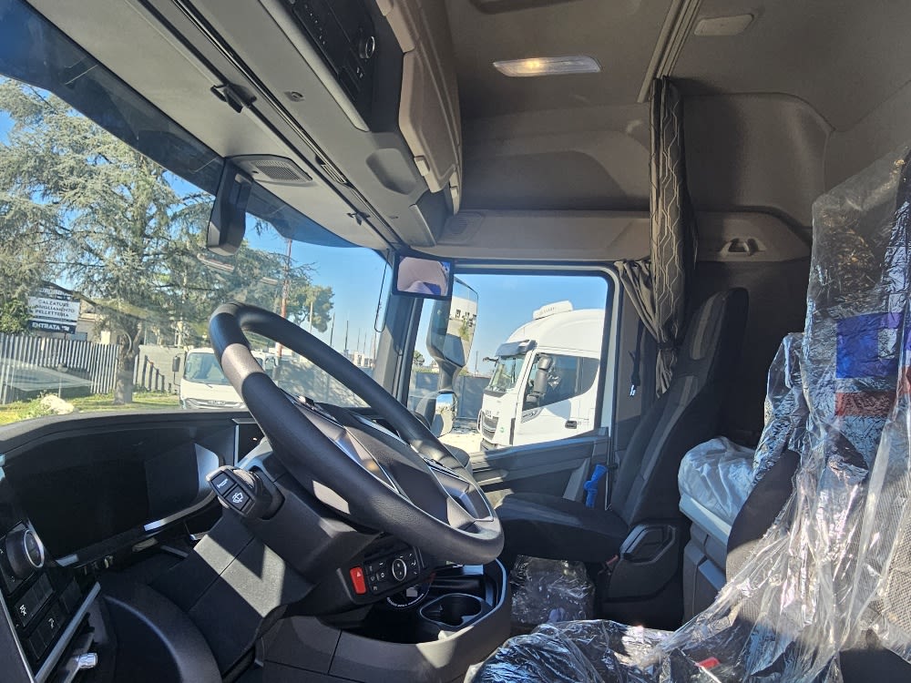 DAF XF 480 FAN 6X2 N 5