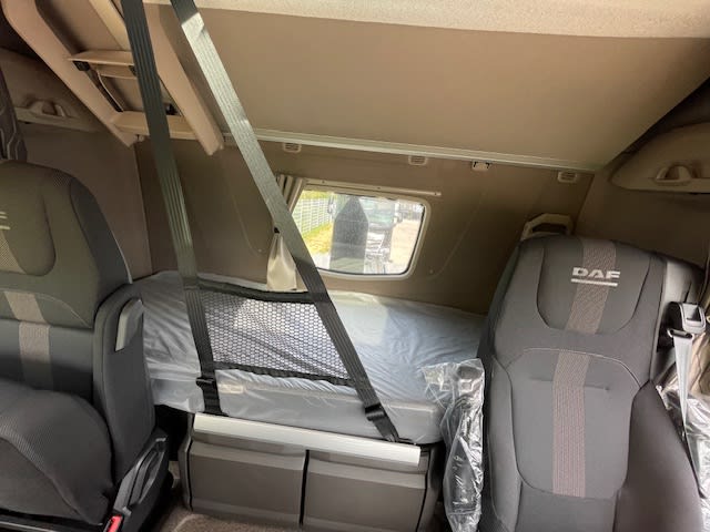 DAF XF 480 FAN 6X2 N 11