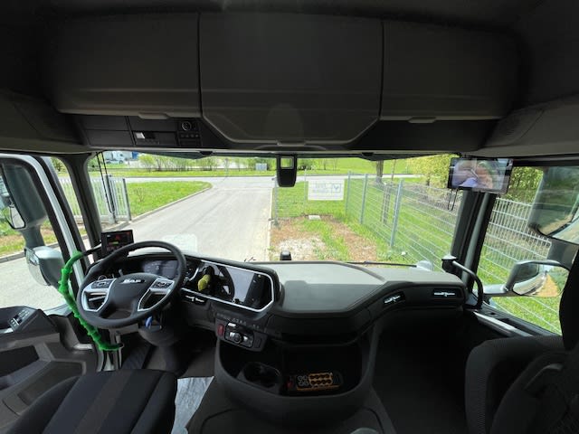 DAF XF 480 FAN 6X2 N 17