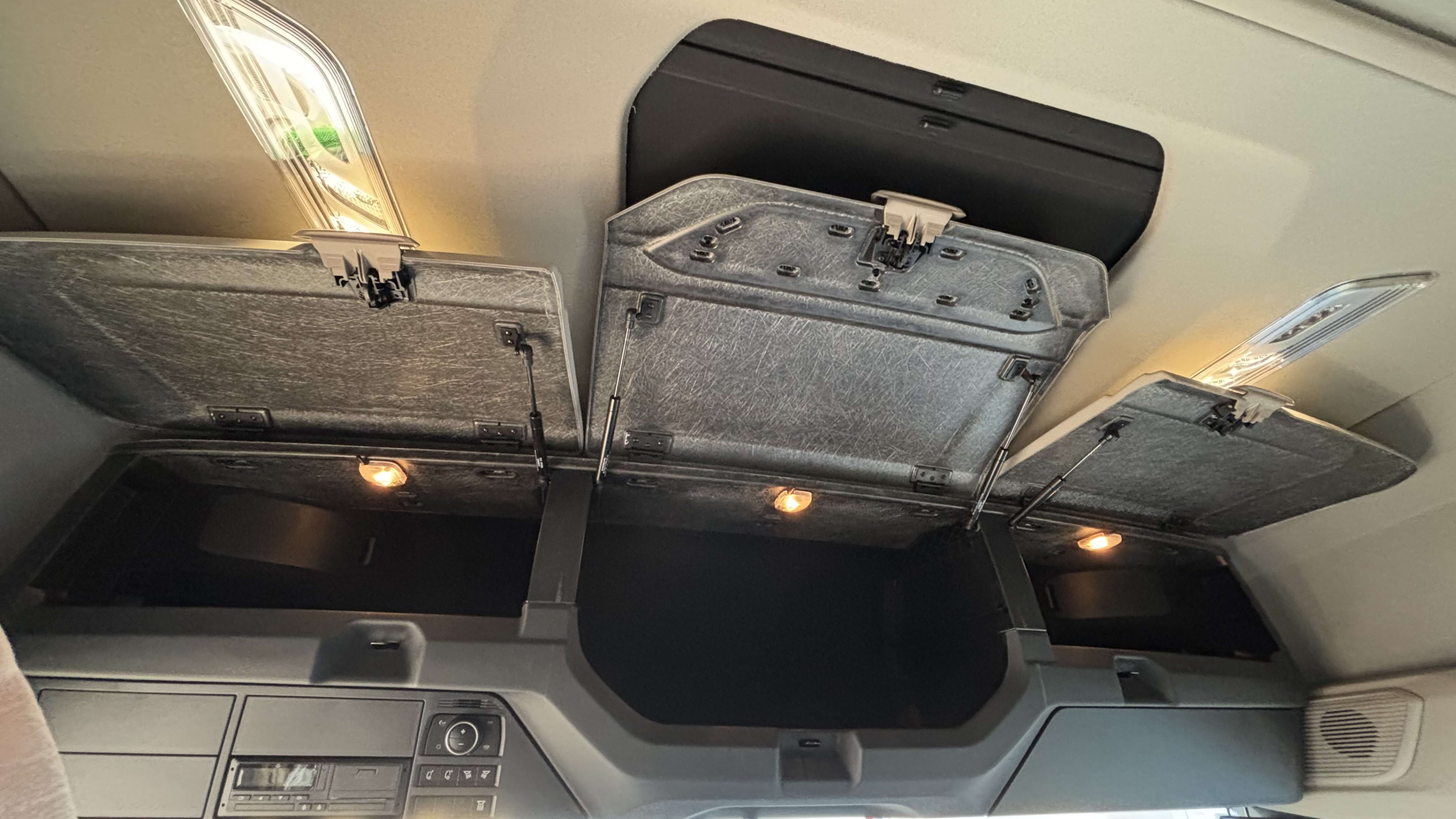 DAF XG 480 FAR 6X2 R 17