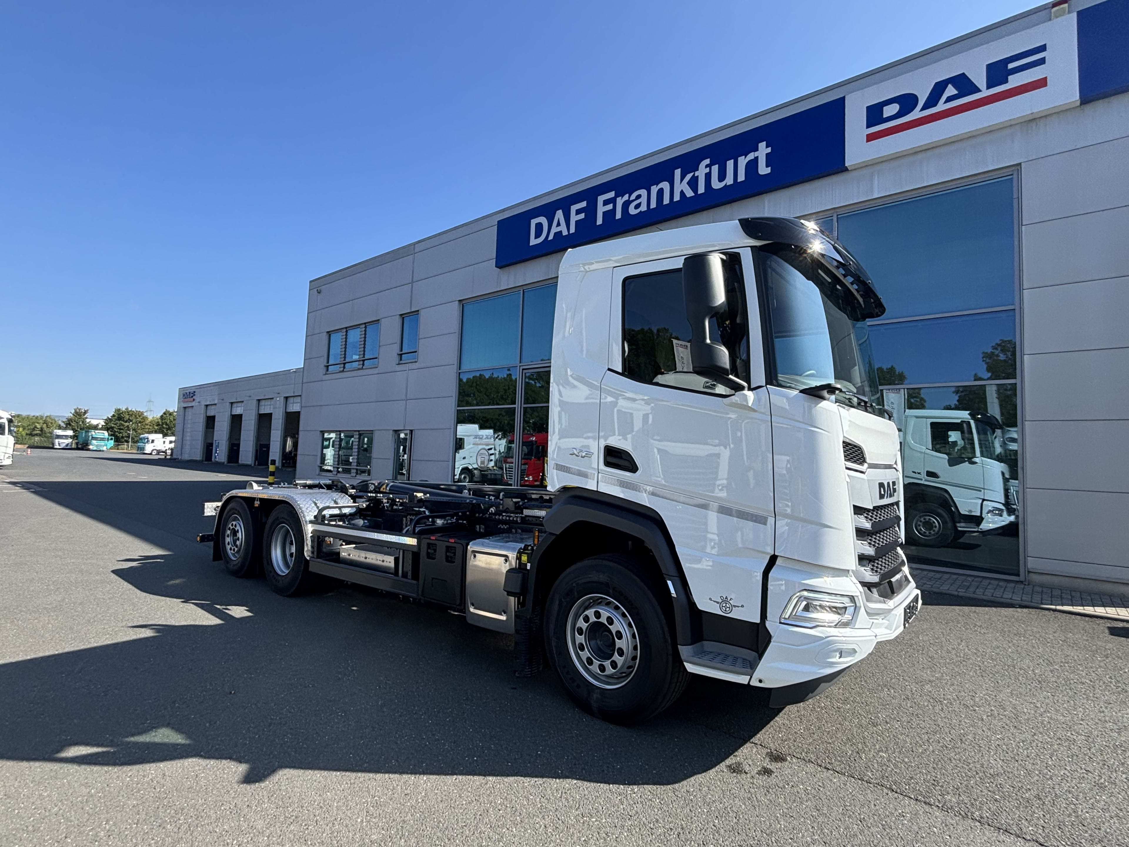 DAF XF 530 FAN 6X2 N 9
