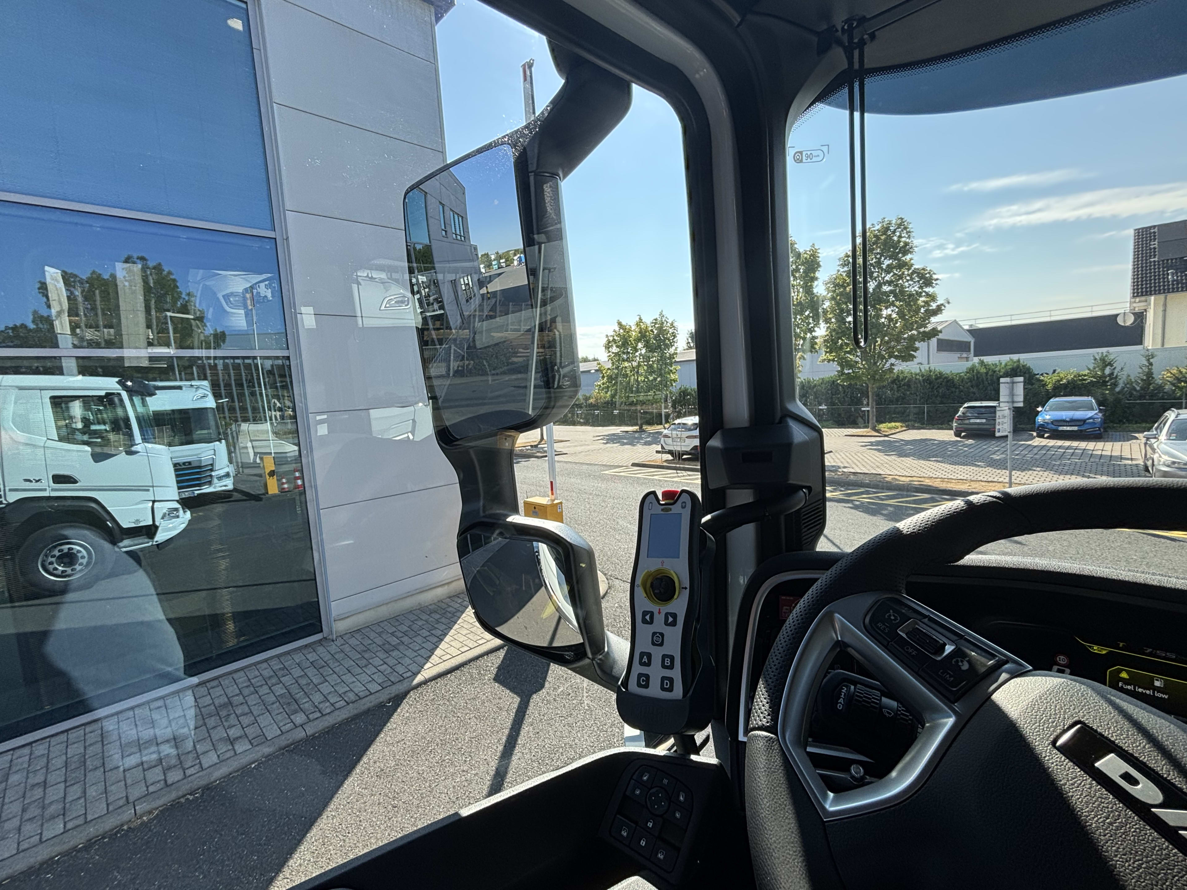 DAF XF 530 FAN 6X2 N 1