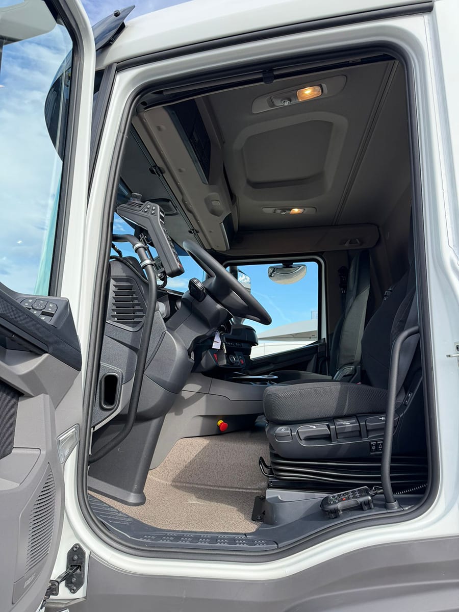 DAF XF 480 FAN 6X2 N 8