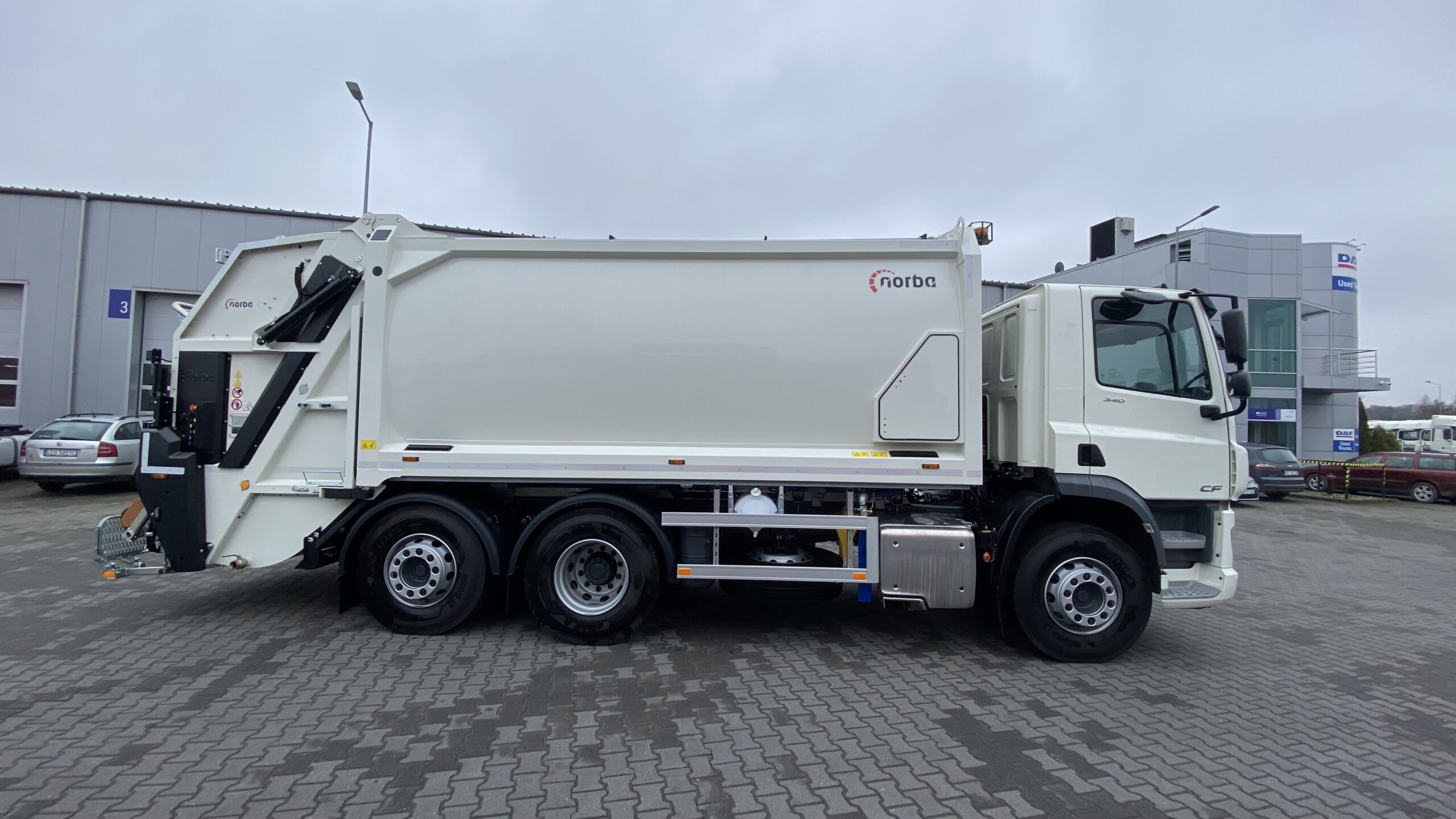 DAF CF77   340 FAN 6X2 N 0