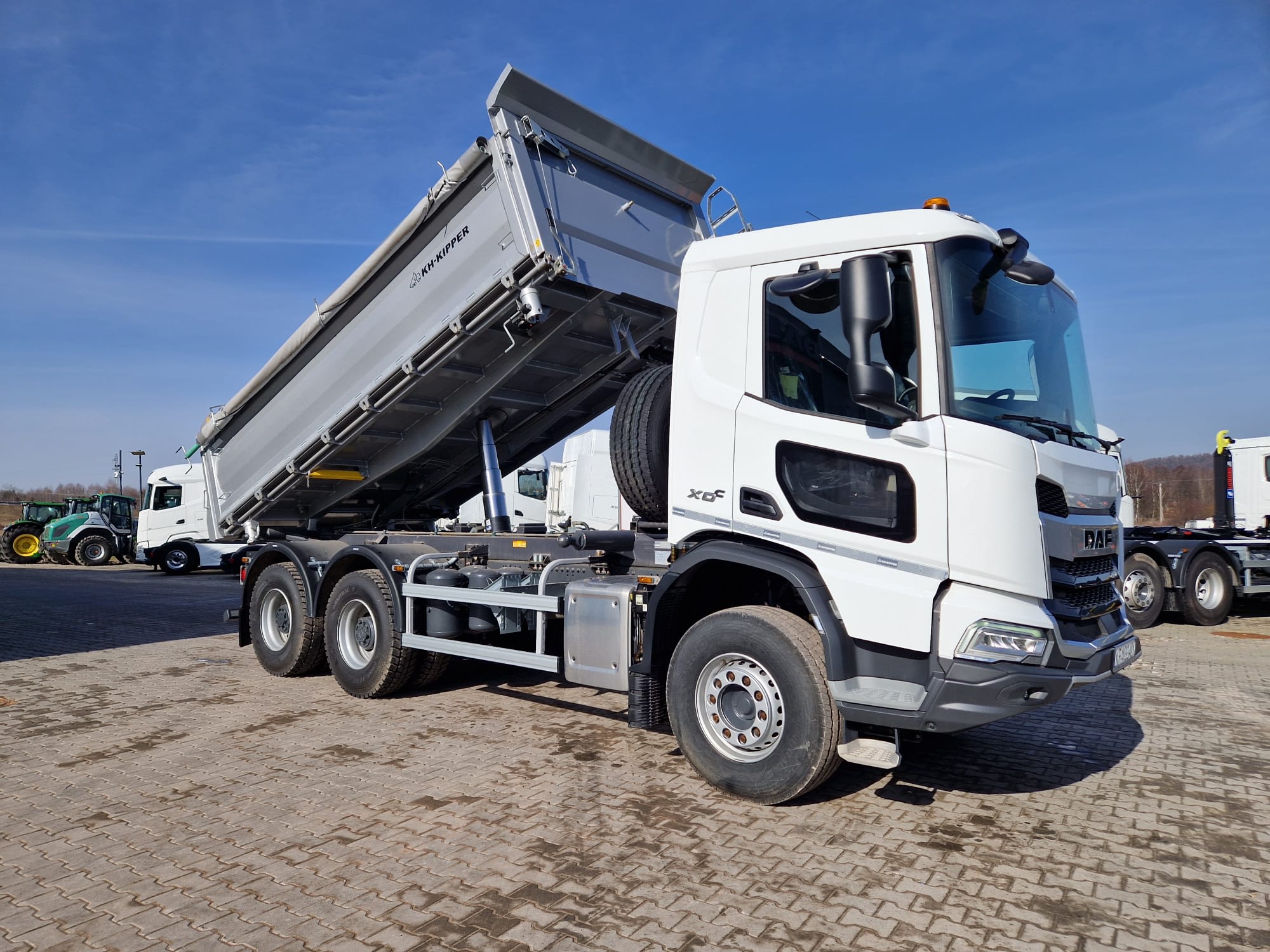 DAF XD 450 FAT 6X4 T 19