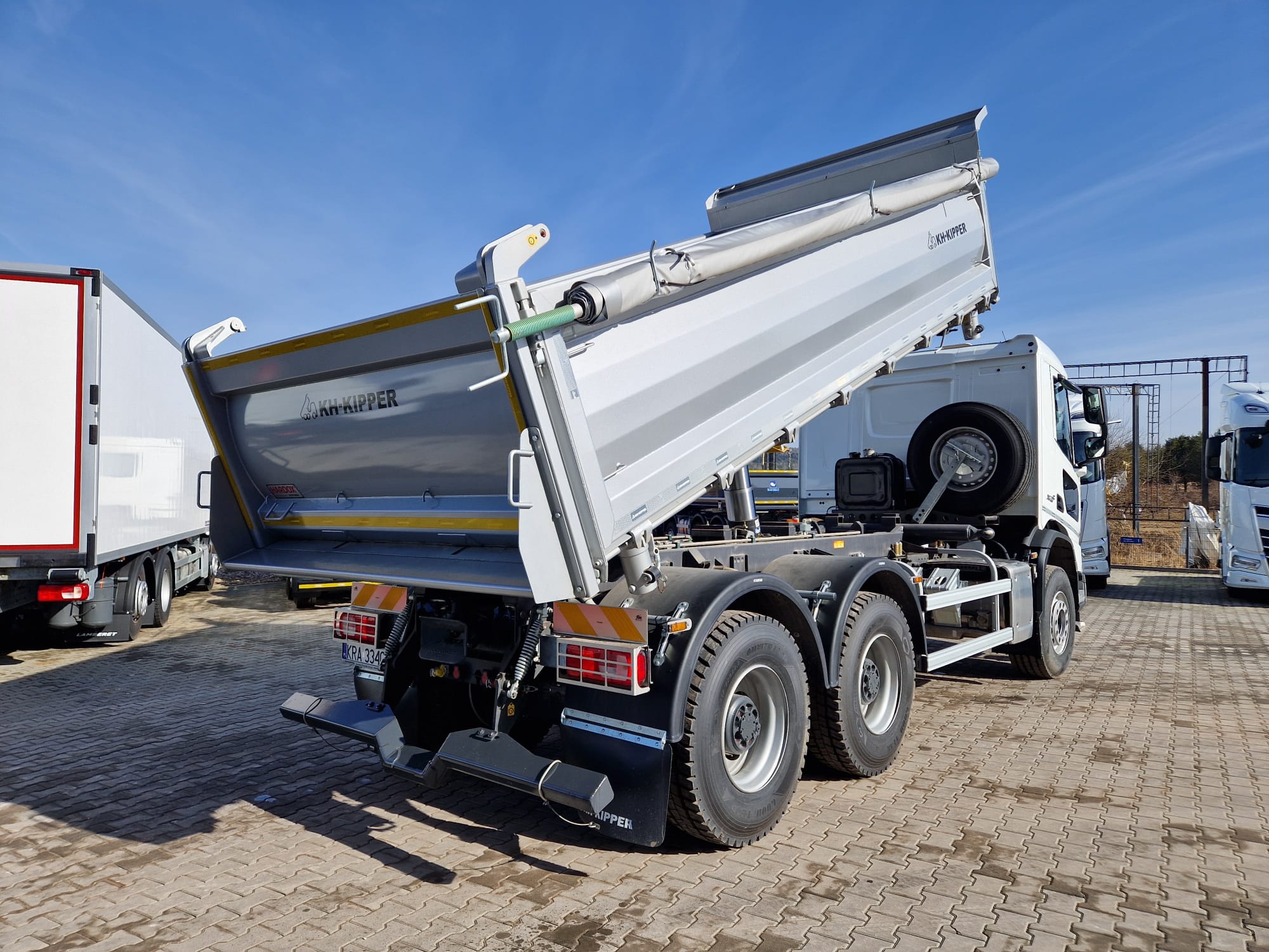 DAF XD 450 FAT 6X4 T 18