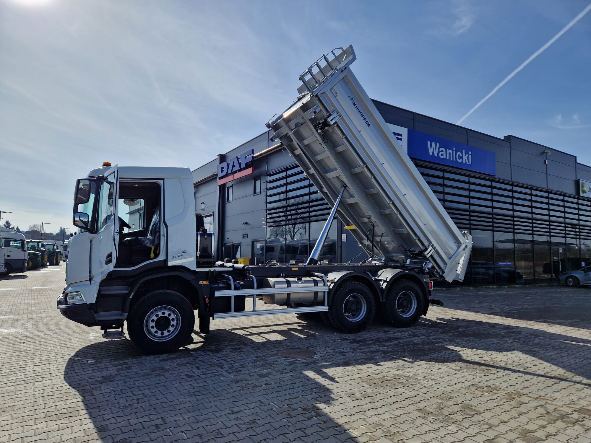 DAF XD 450 FAT 6X4 T 17