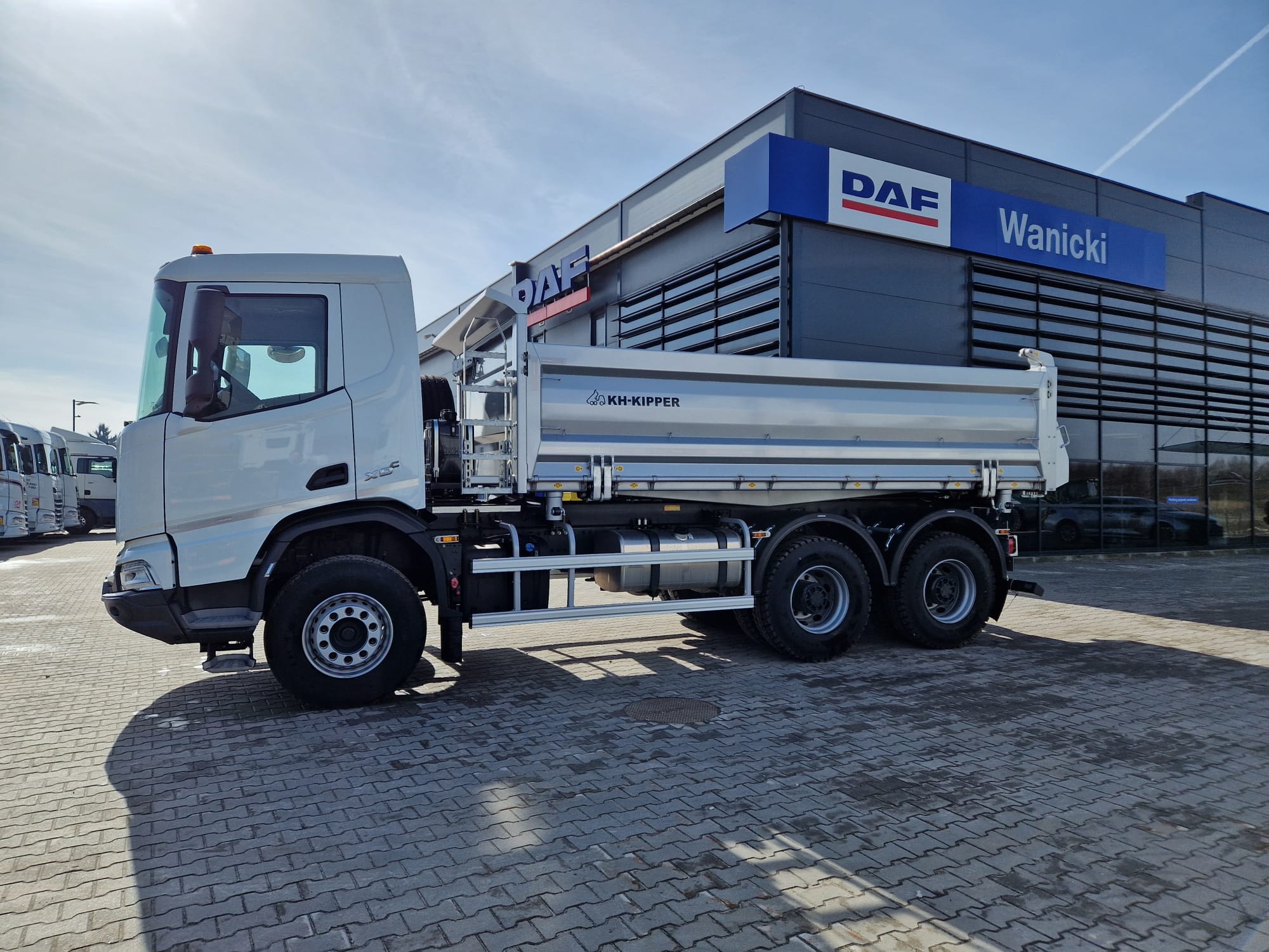 DAF XD 450 FAT 6X4 T 23