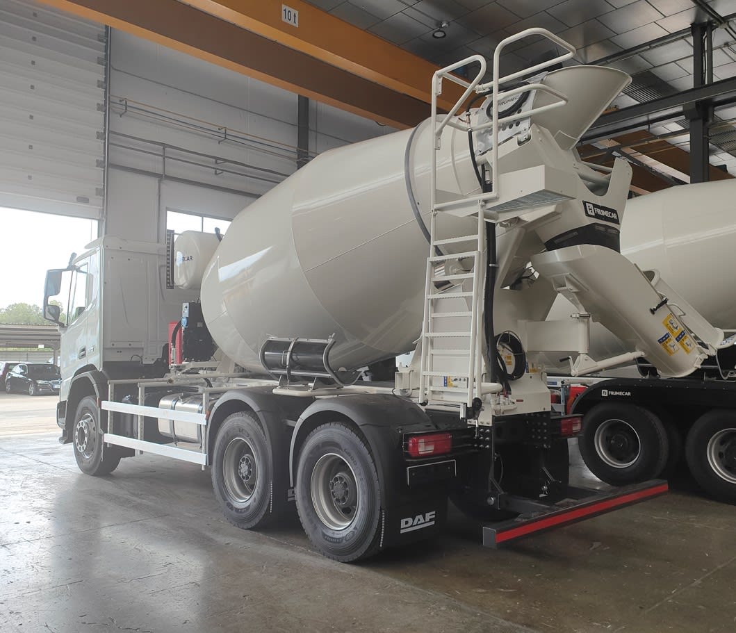 DAF XD 410 FAT 6X4 T 0