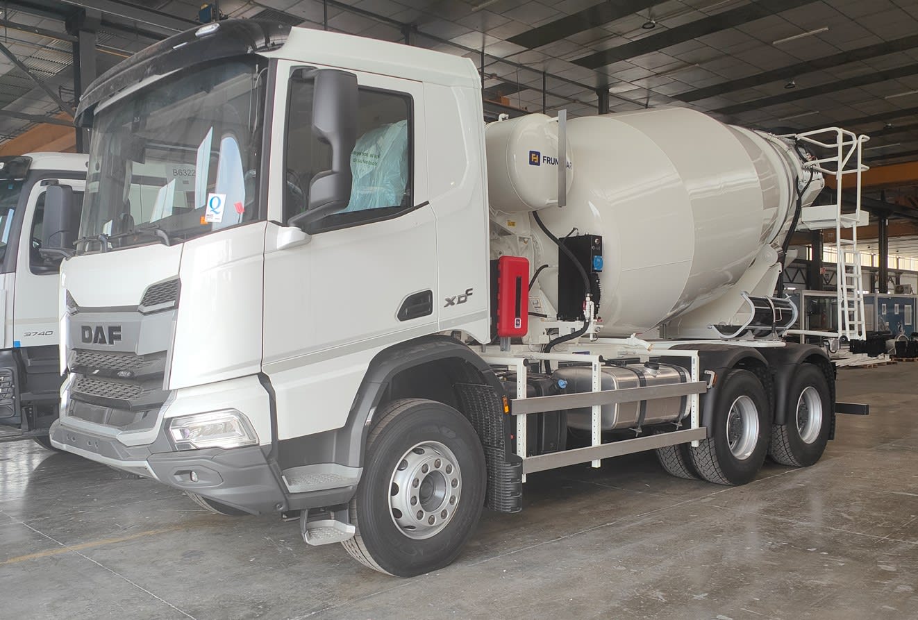 DAF XD 410 FAT 6X4 T 0