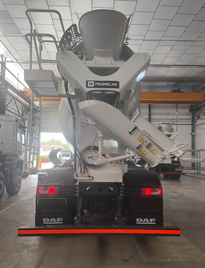 DAF XD 410 FAT 6X4 T 0