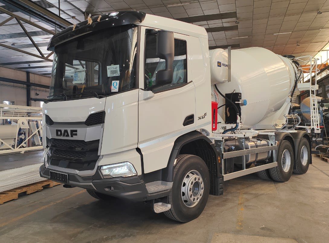 DAF XD 410 FAT 6X4 T 0