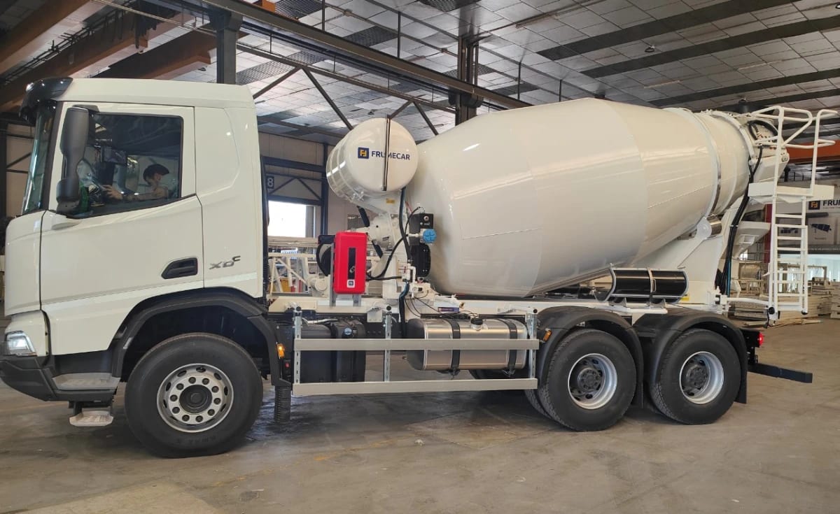 DAF XD 410 FAT 6X4 T 1