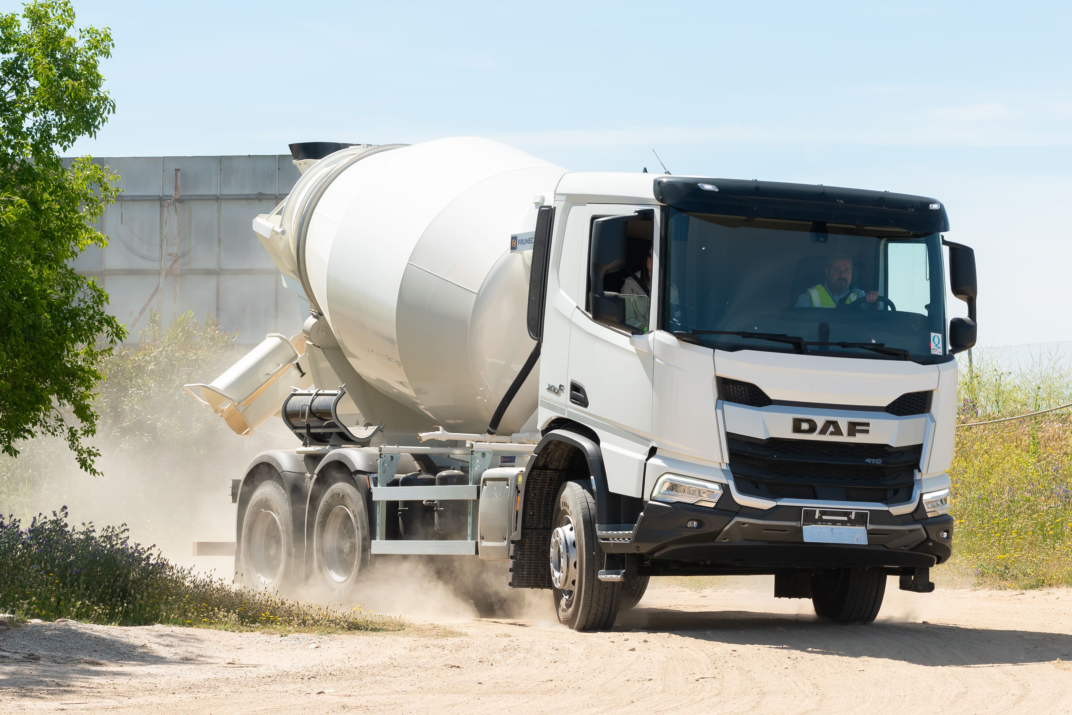 DAF XD 410 FAT 6X4 T 4