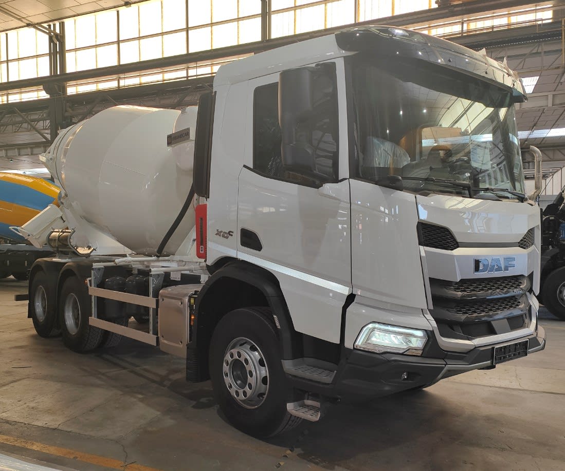 DAF XD 410 FAT 6X4 T 5