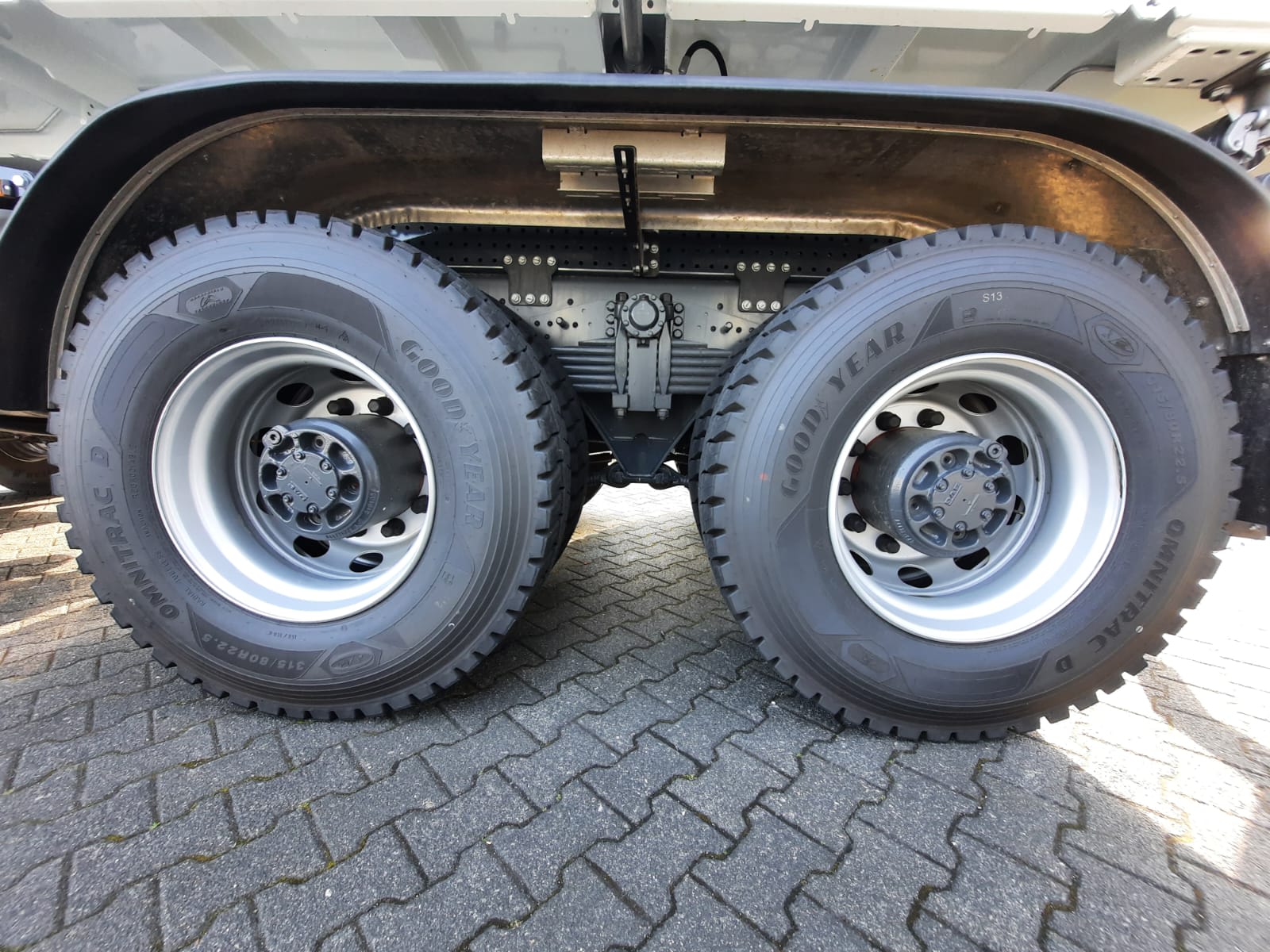 DAF XF 480 FAT 6X4 T 22