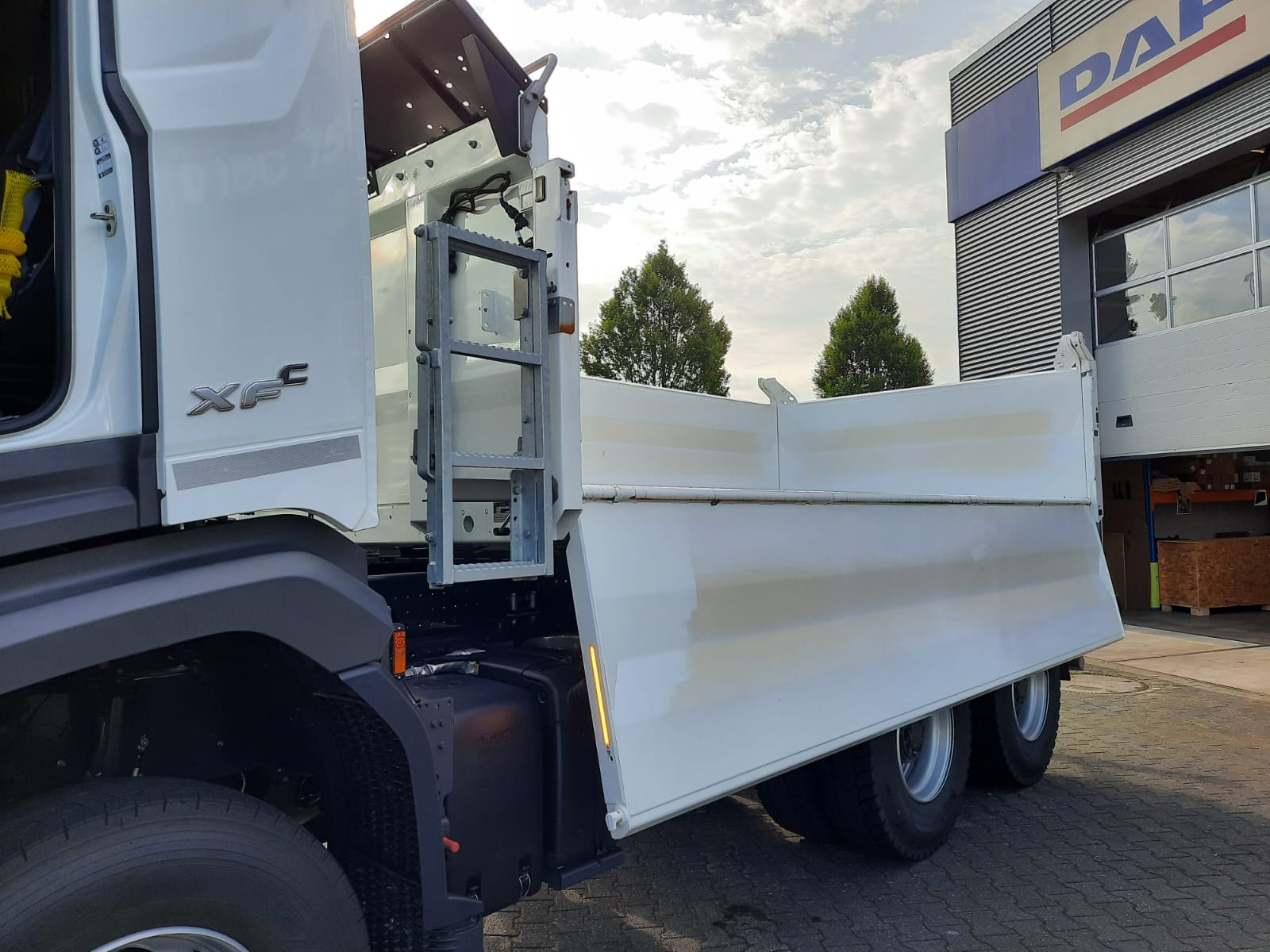 DAF XF 480 FAT 6X4 T 5