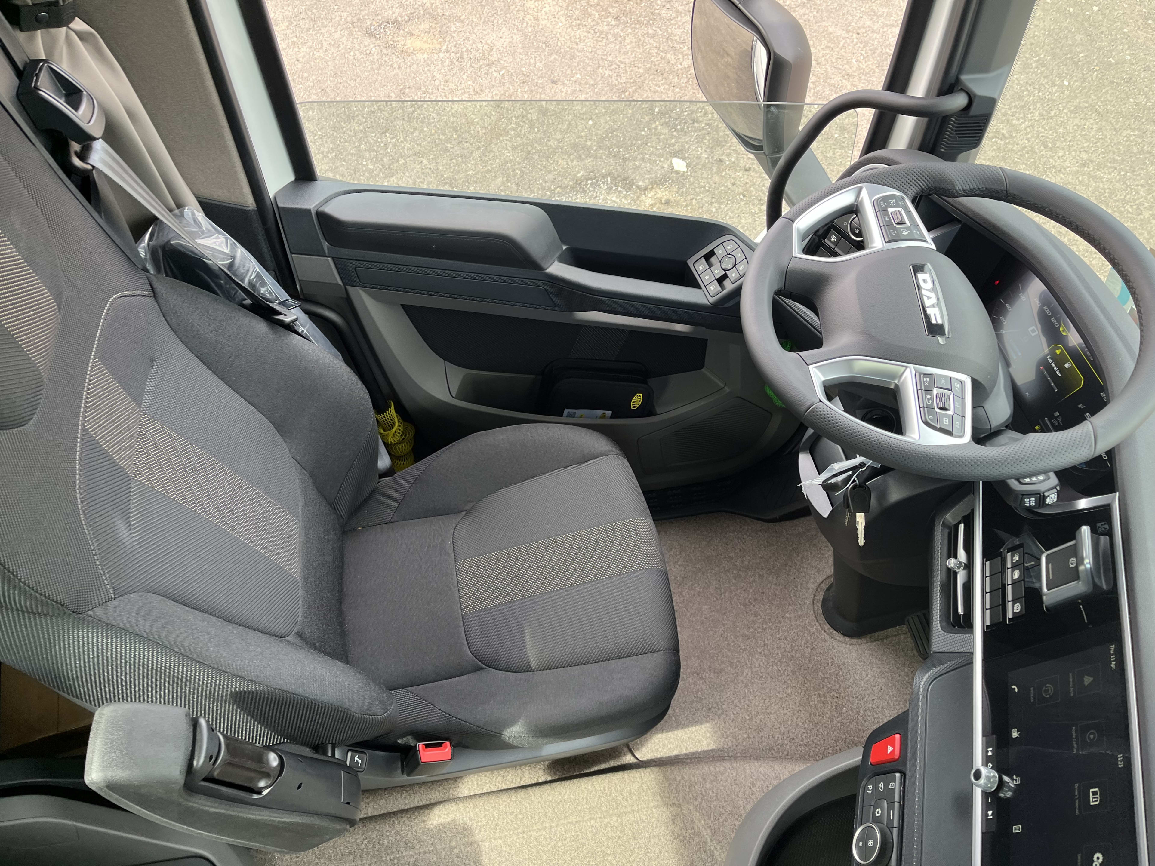 DAF XF 480 FAT 6X4 T 13