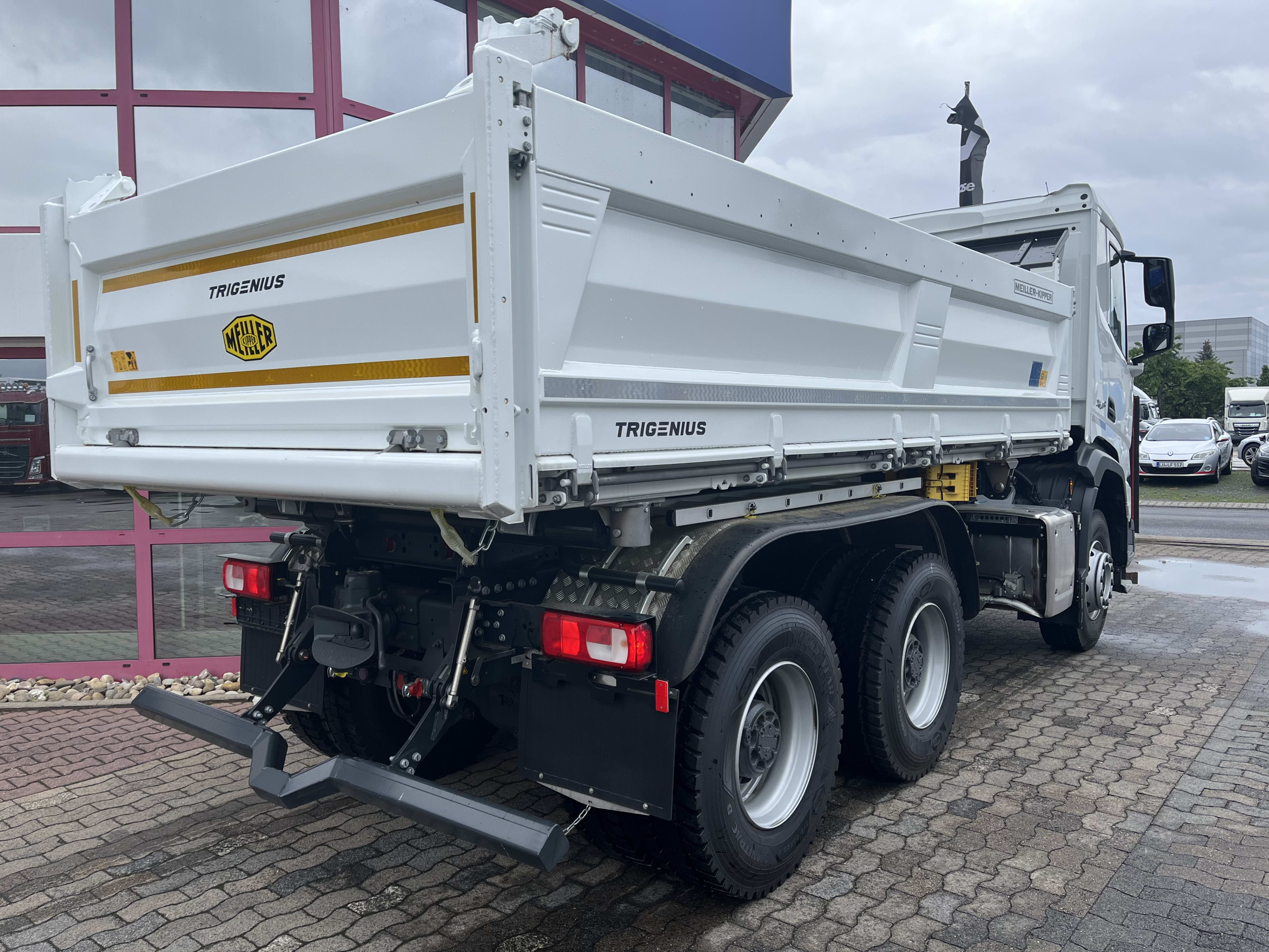 DAF XF 480 FAT 6X4 T 25