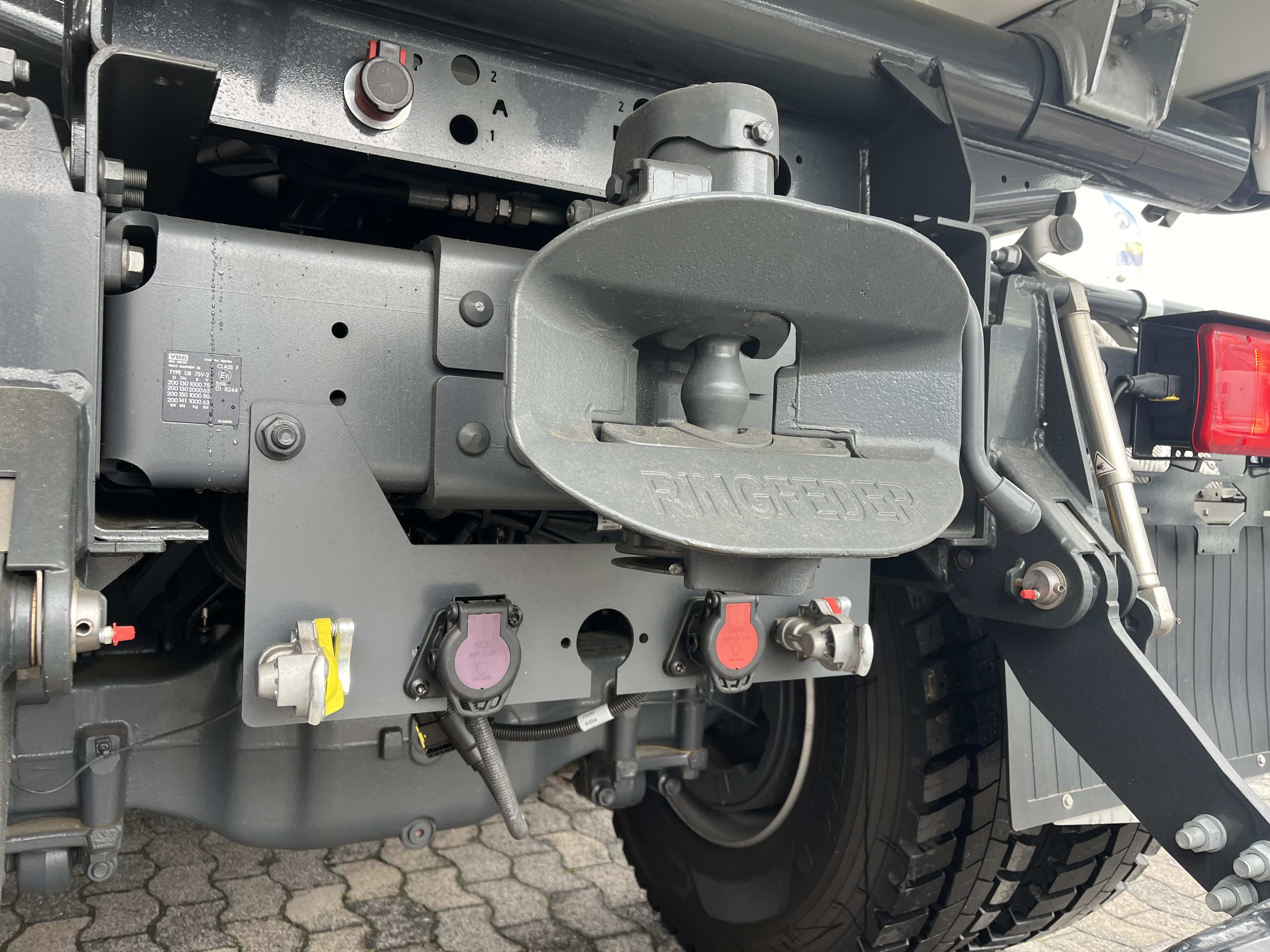 DAF XF 480 FAT 6X4 T 26