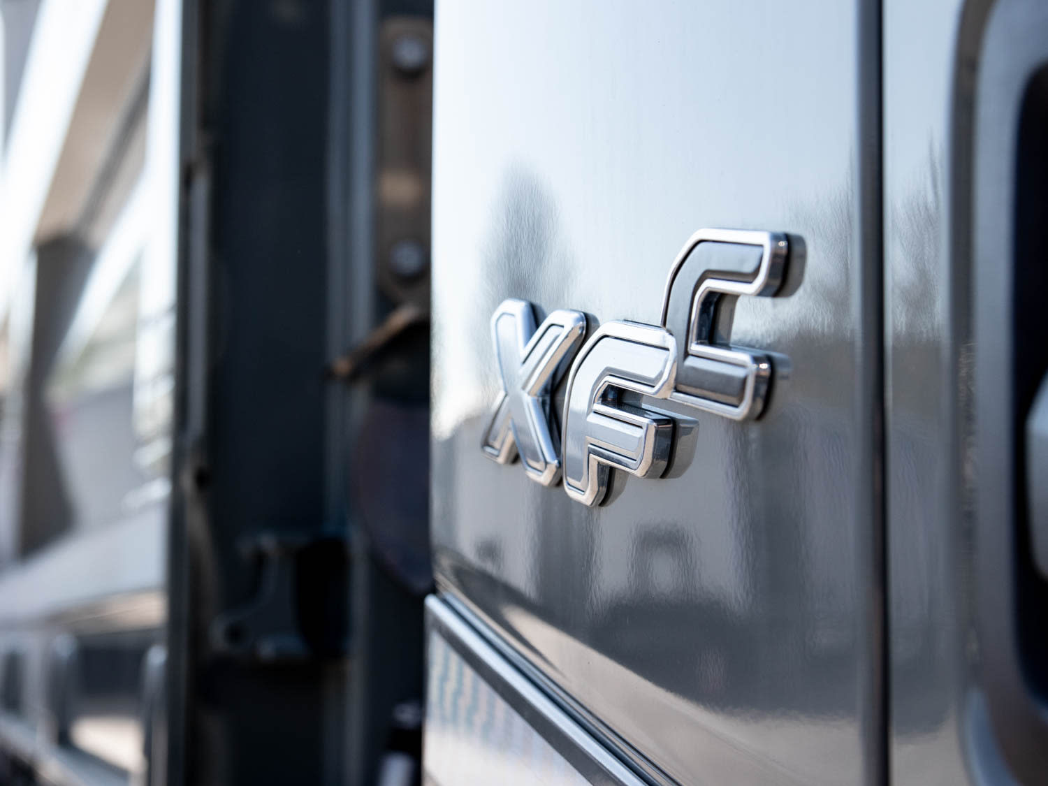 DAF XF 530 FAT 6X4 T 11