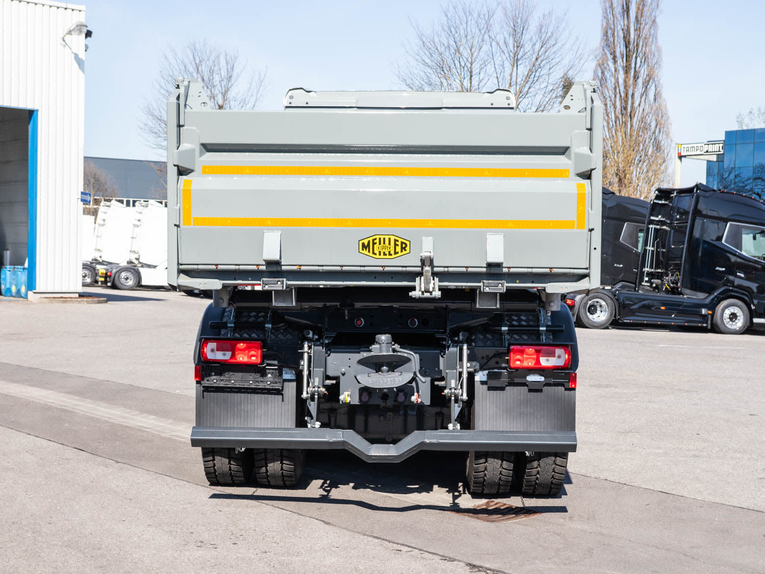 DAF XF 530 FAT 6X4 T 7