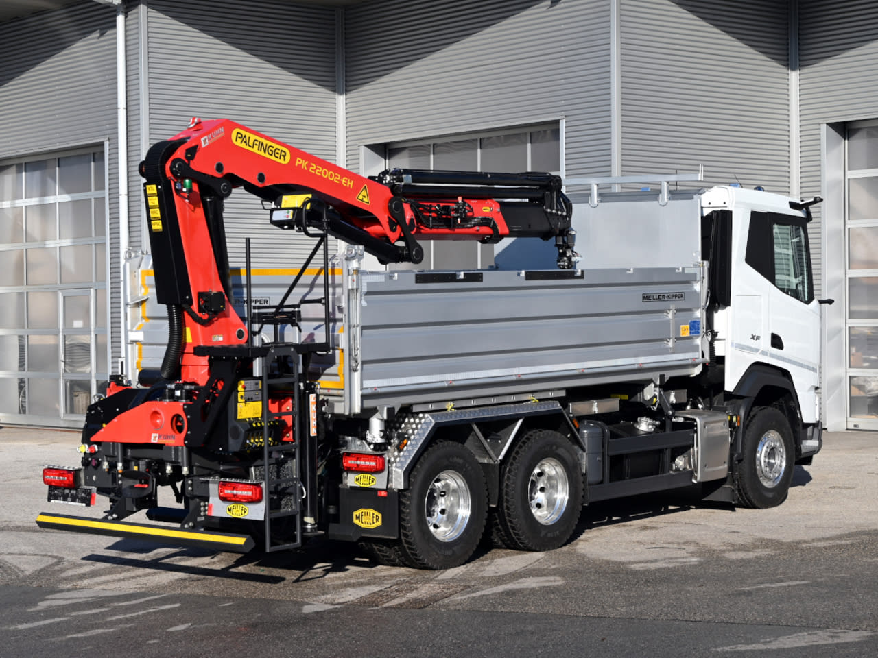 DAF XF 530 FAT 6X4 T 5