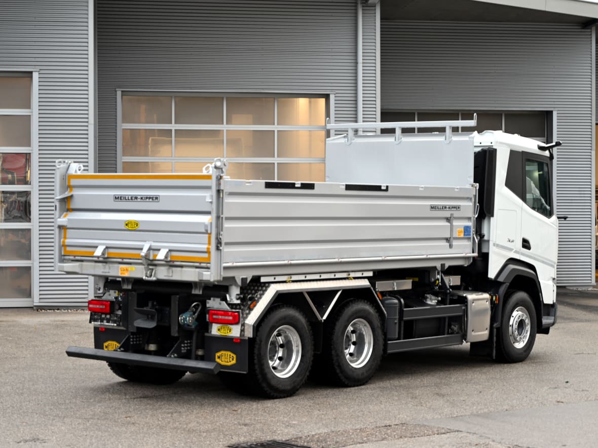 DAF XF 530 FAT 6X4 T 6